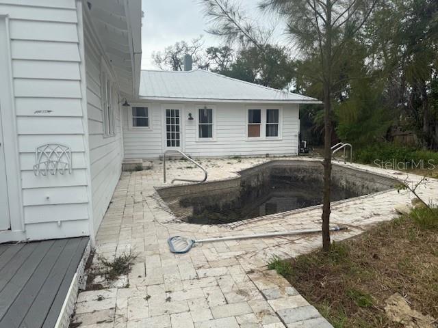 BAY ISLAND - Residential