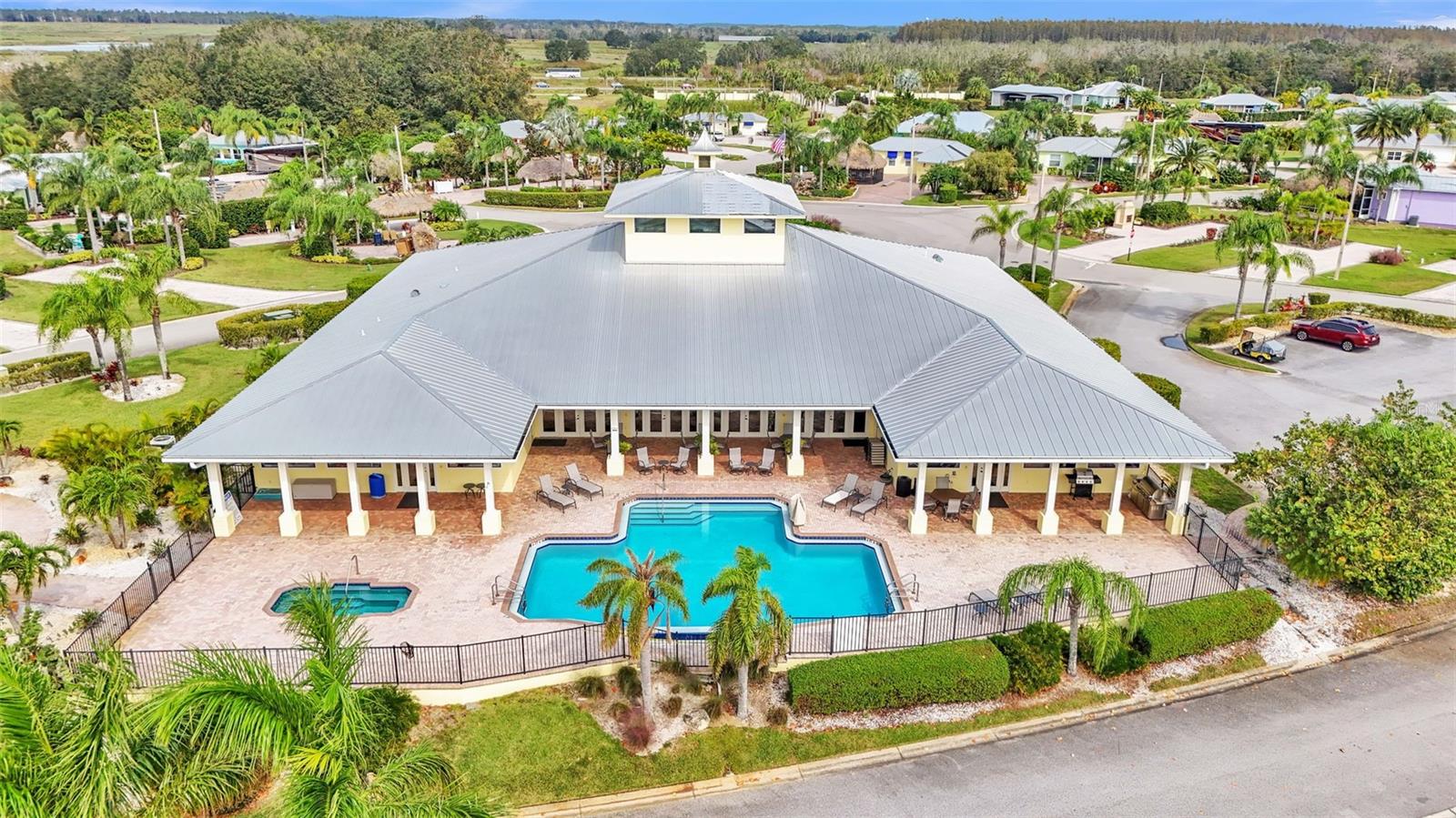 BAY LAKE RESIDENCE - Land