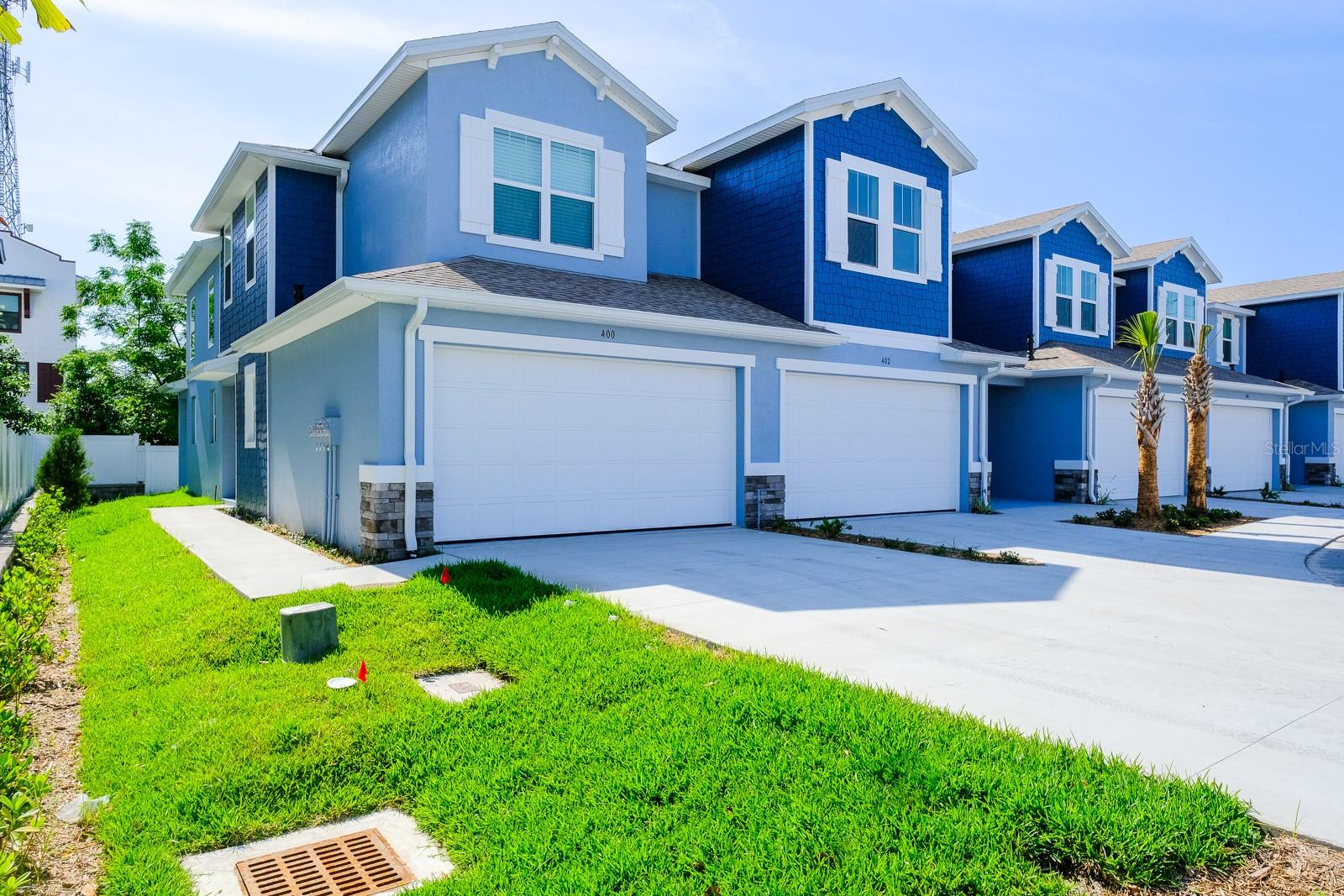 TOWNHOMES AT HIGHLAND CROSSING - Residential Lease