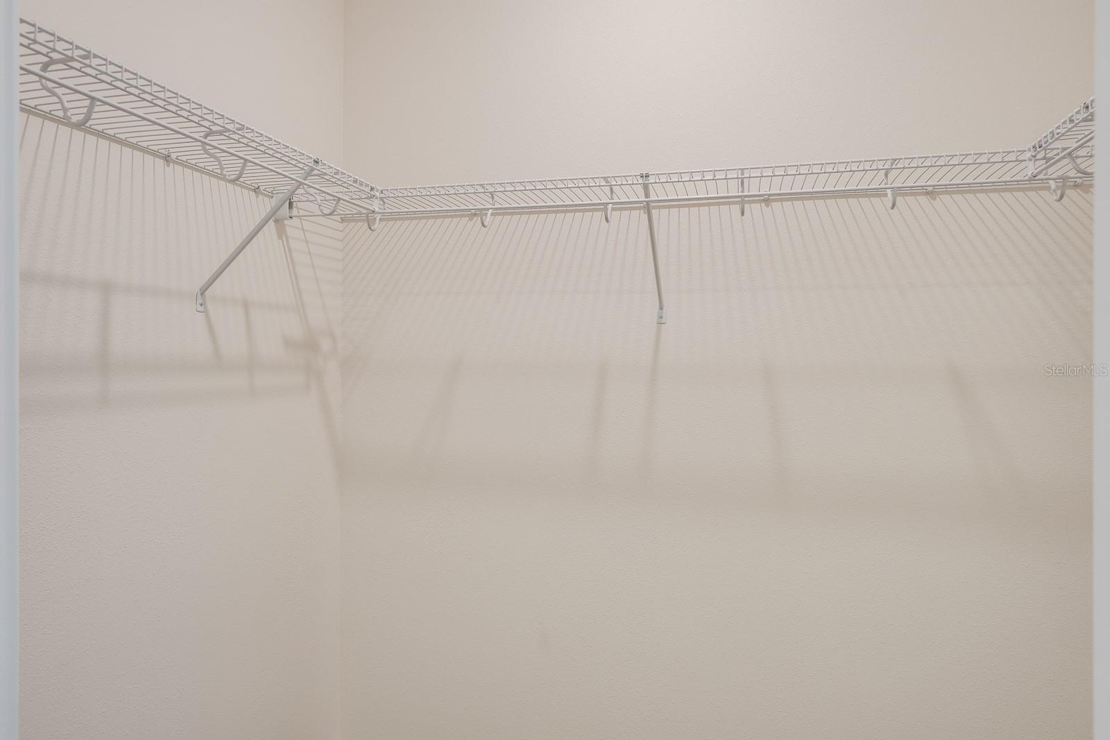 TOWNHOMES AT HIGHLAND CROSSING - Residential Lease