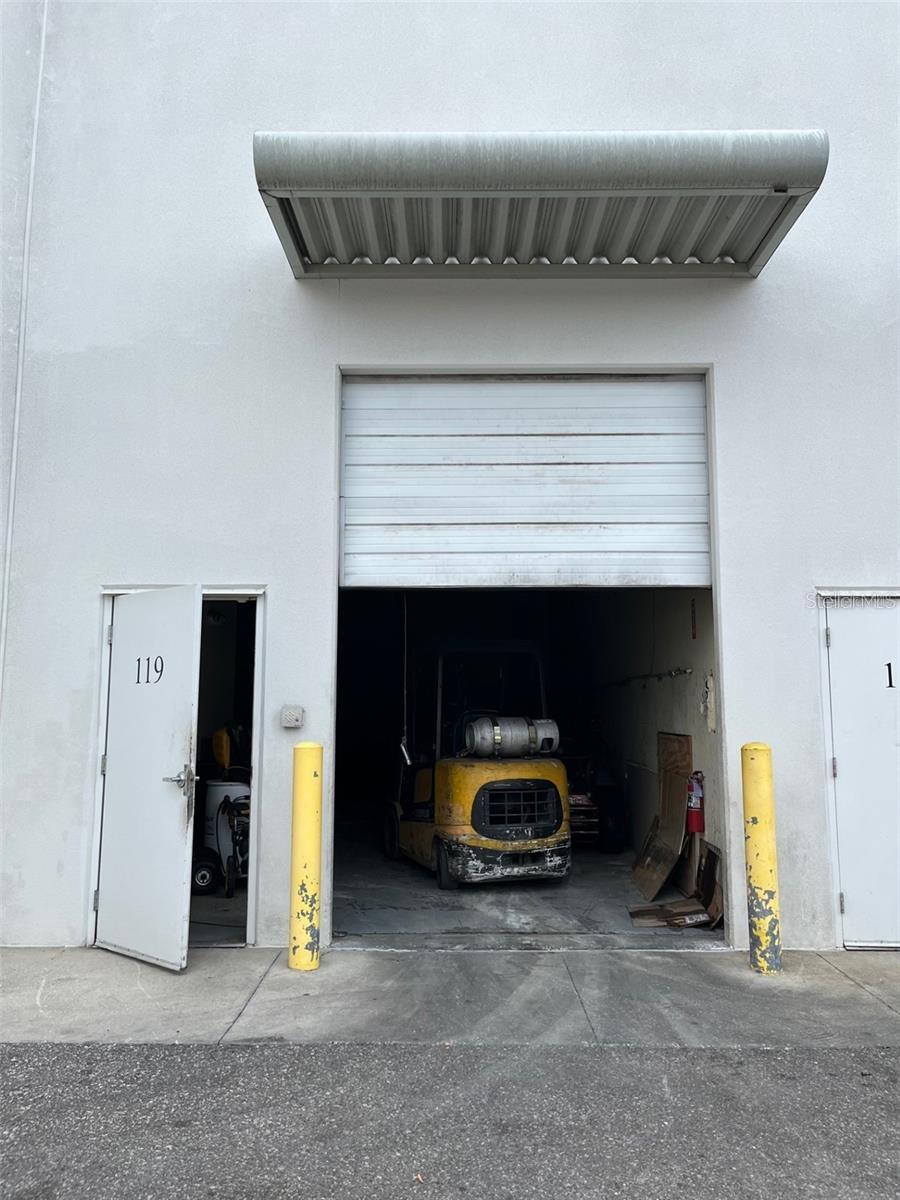 AIRPORT INDUST PK/ORLANDO - Commercial Lease