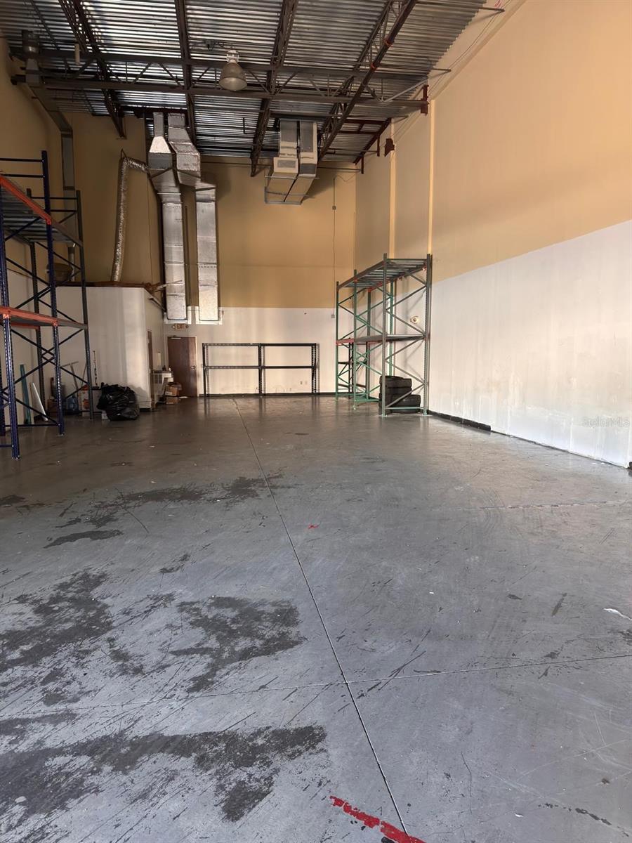 AIRPORT INDUST PK/ORLANDO - Commercial Lease