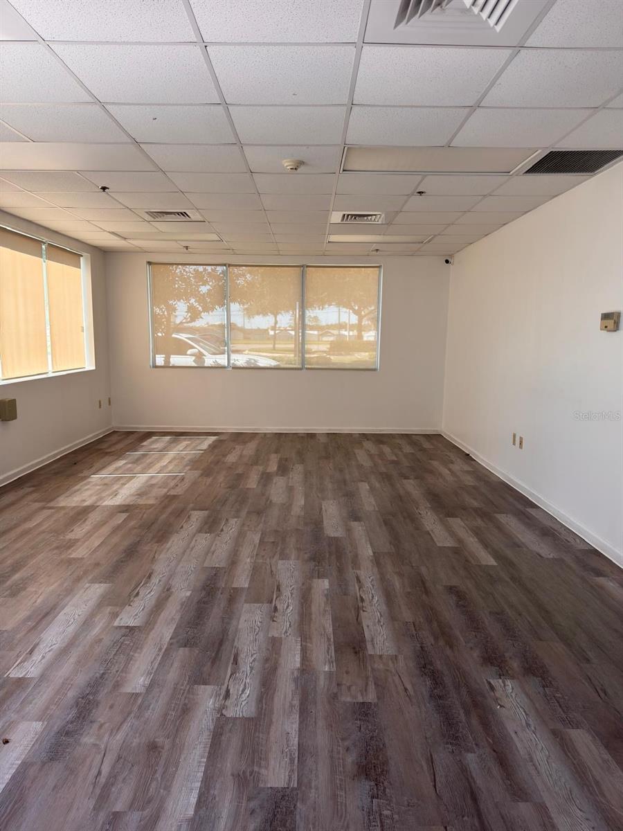 AIRPORT INDUST PK/ORLANDO - Commercial Lease