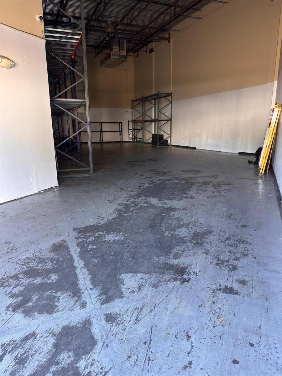 AIRPORT INDUST PK/ORLANDO - Commercial Lease