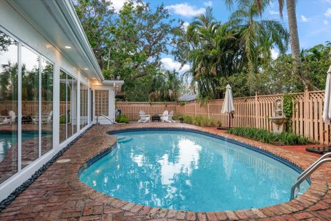 A home in BELLEAIR