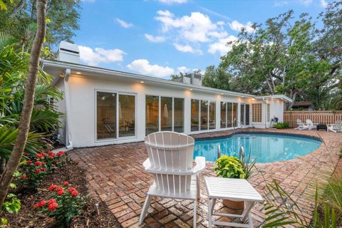 A home in BELLEAIR