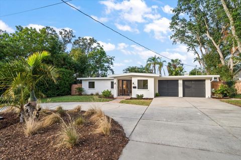 A home in BELLEAIR