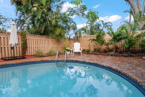 A home in BELLEAIR