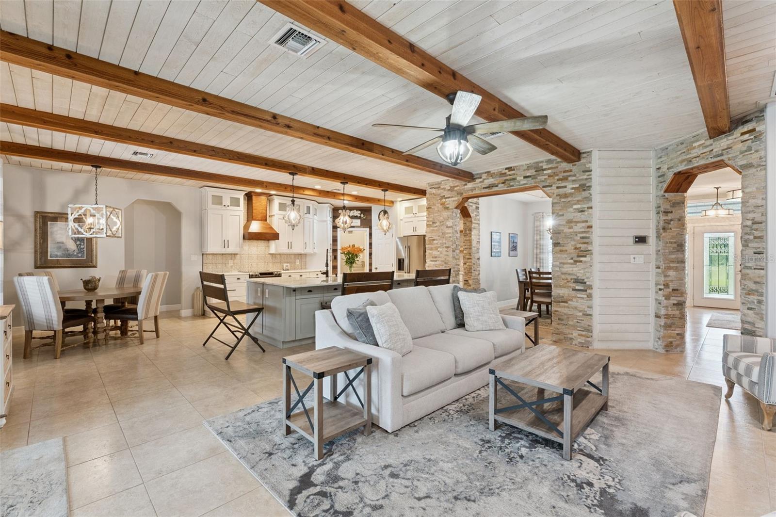 LUKAS ESTATES - Residential