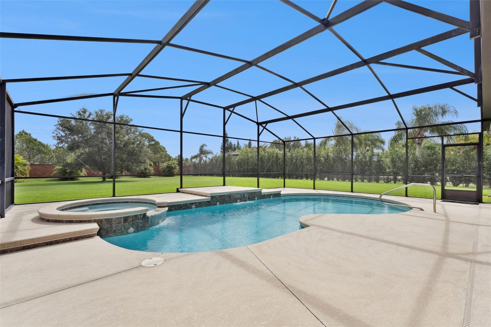 LUKAS ESTATES - Residential