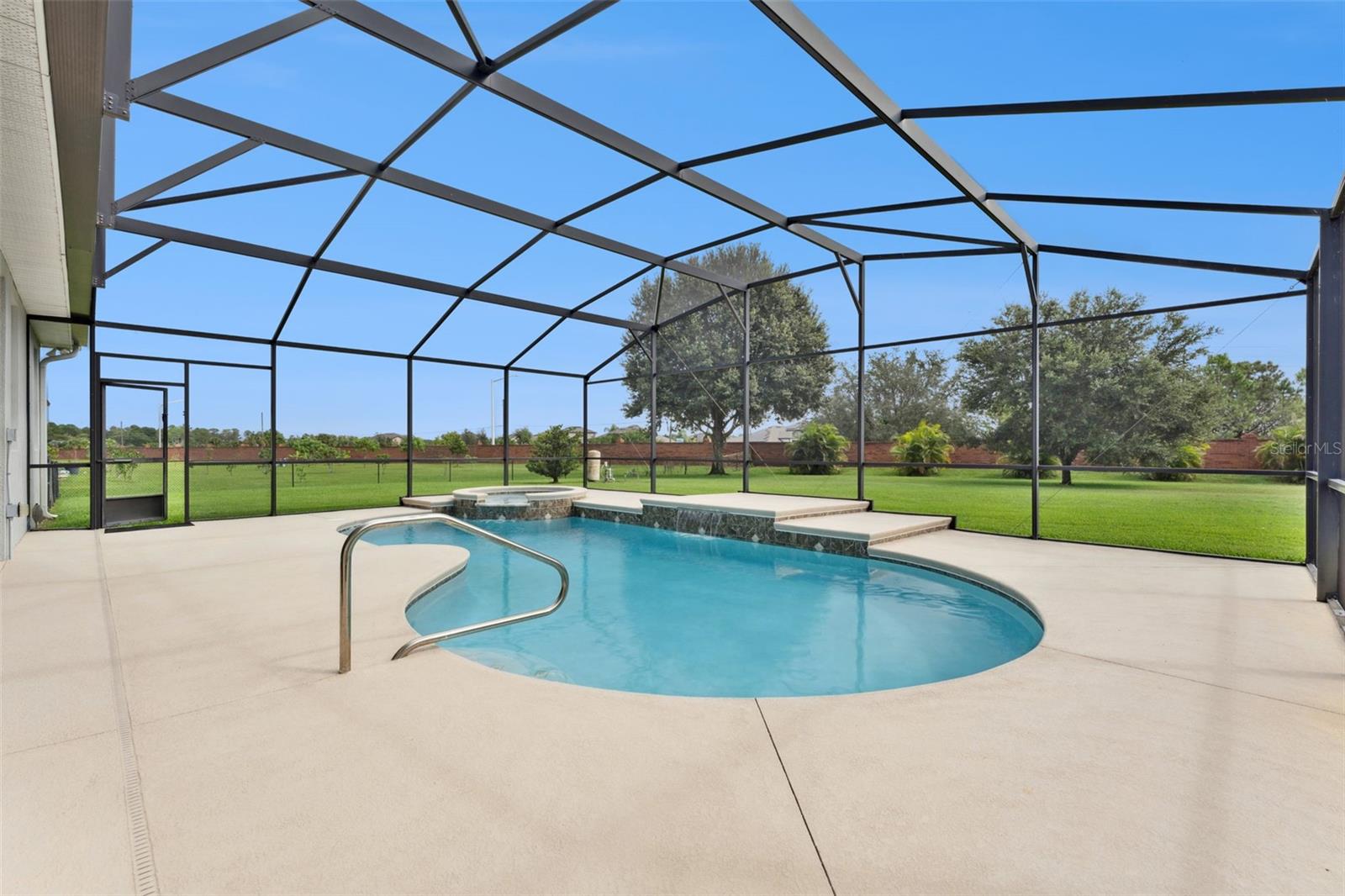 LUKAS ESTATES - Residential