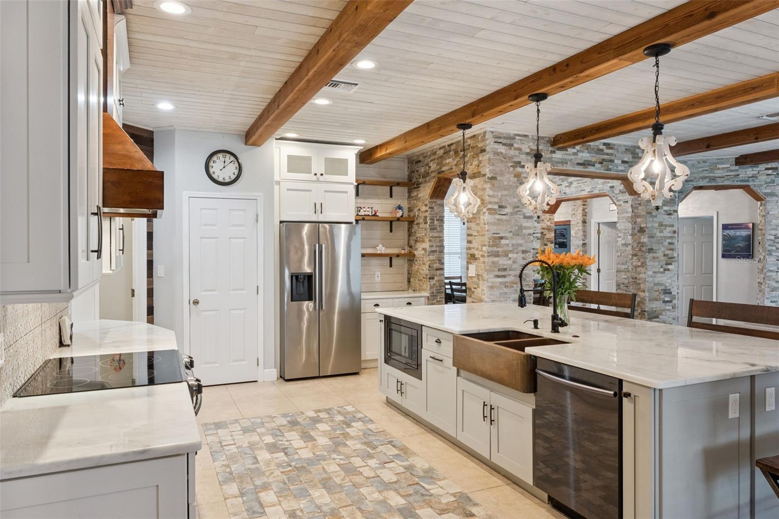 LUKAS ESTATES - Residential