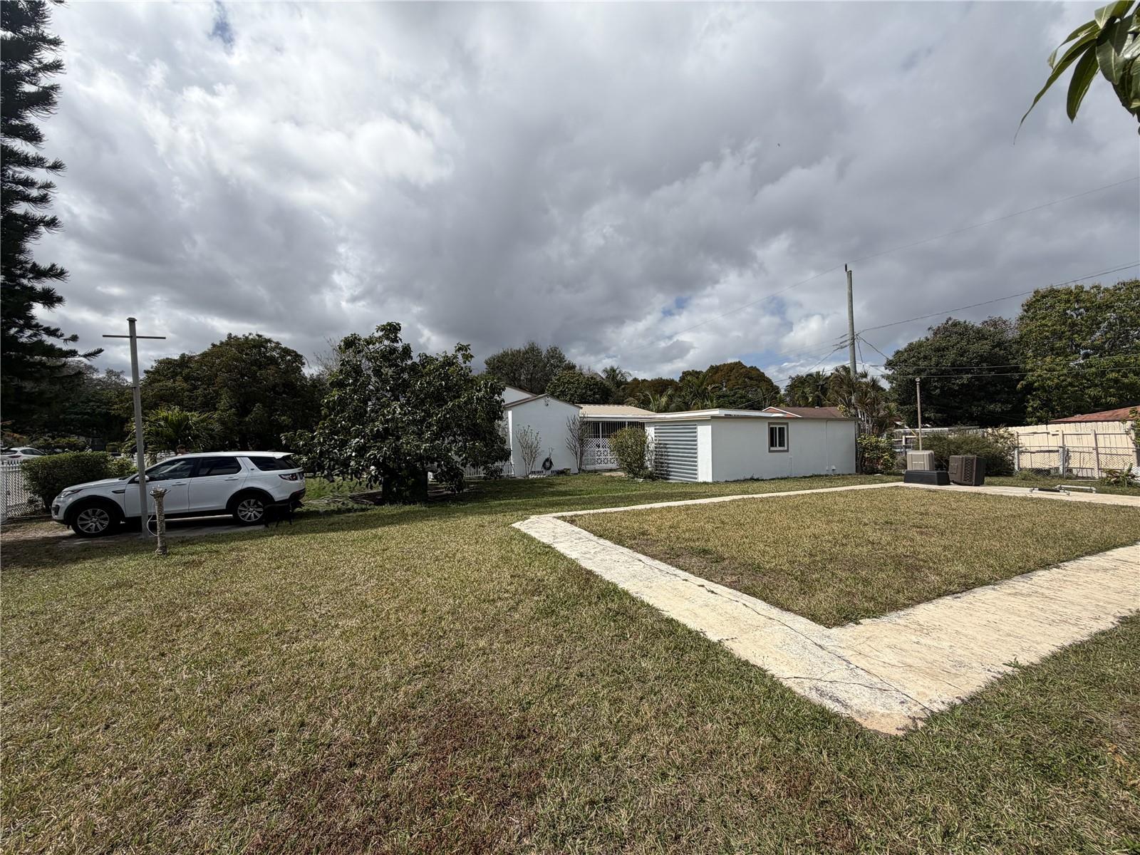 DURHAM VILLAGE - Residential