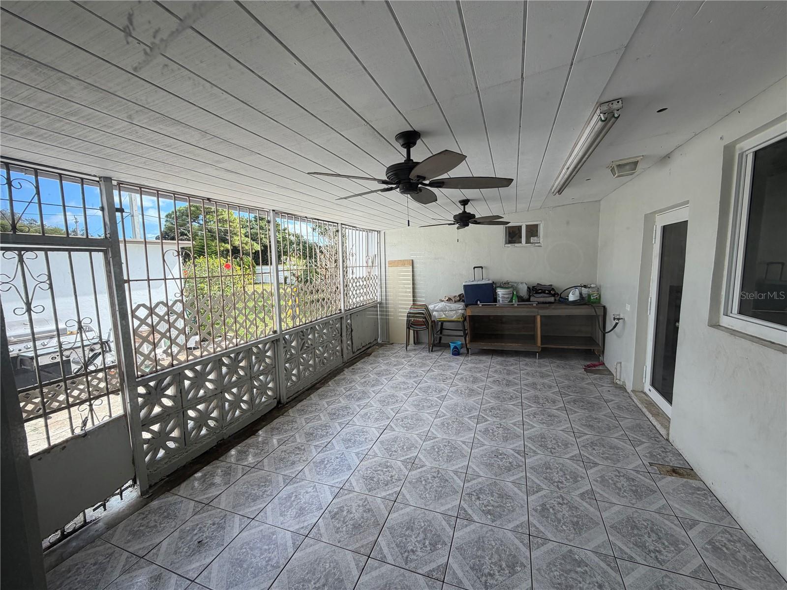 DURHAM VILLAGE - Residential