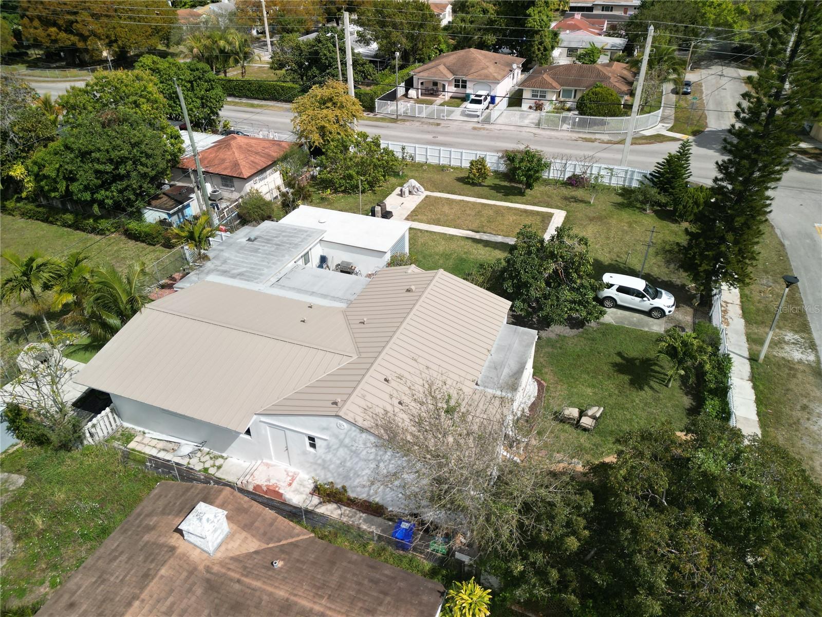 DURHAM VILLAGE - Residential