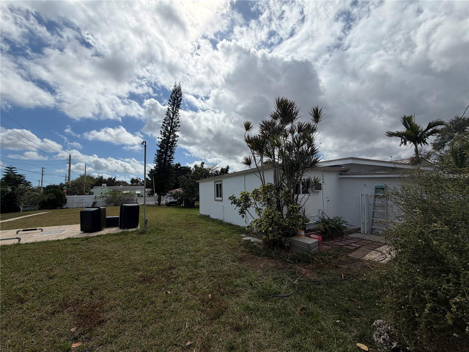 DURHAM VILLAGE - Residential