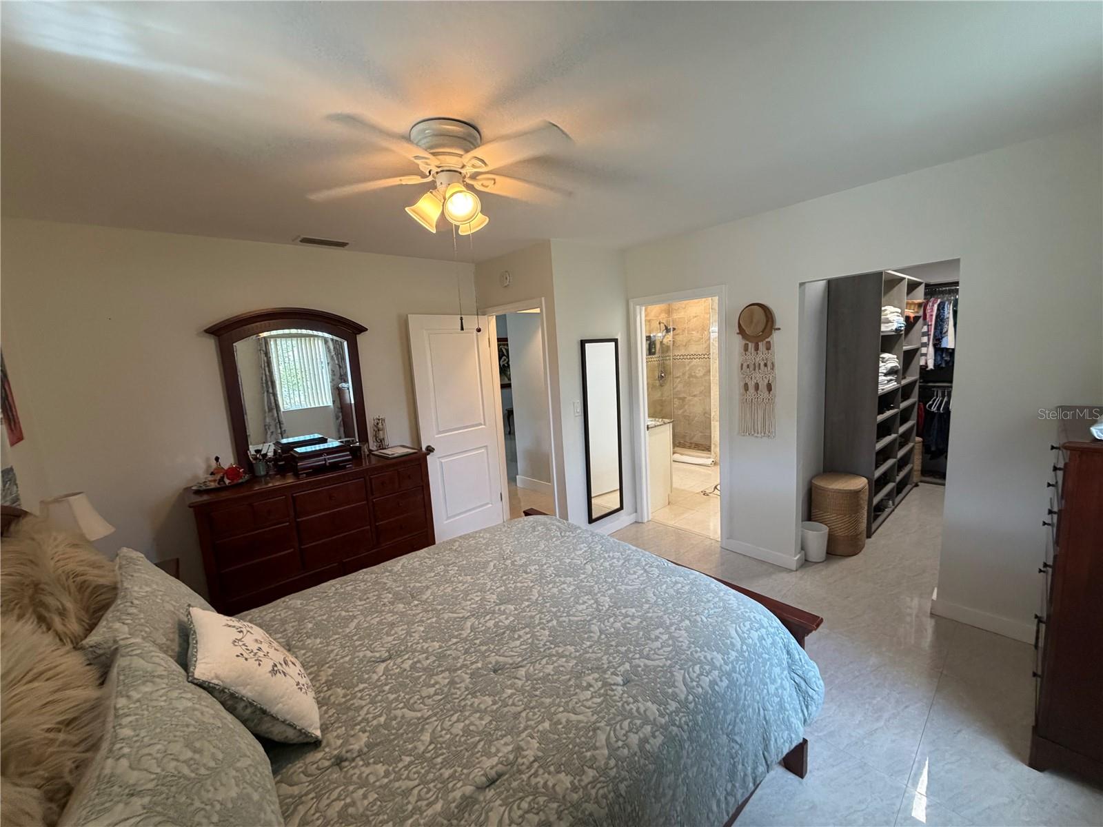 DURHAM VILLAGE - Residential