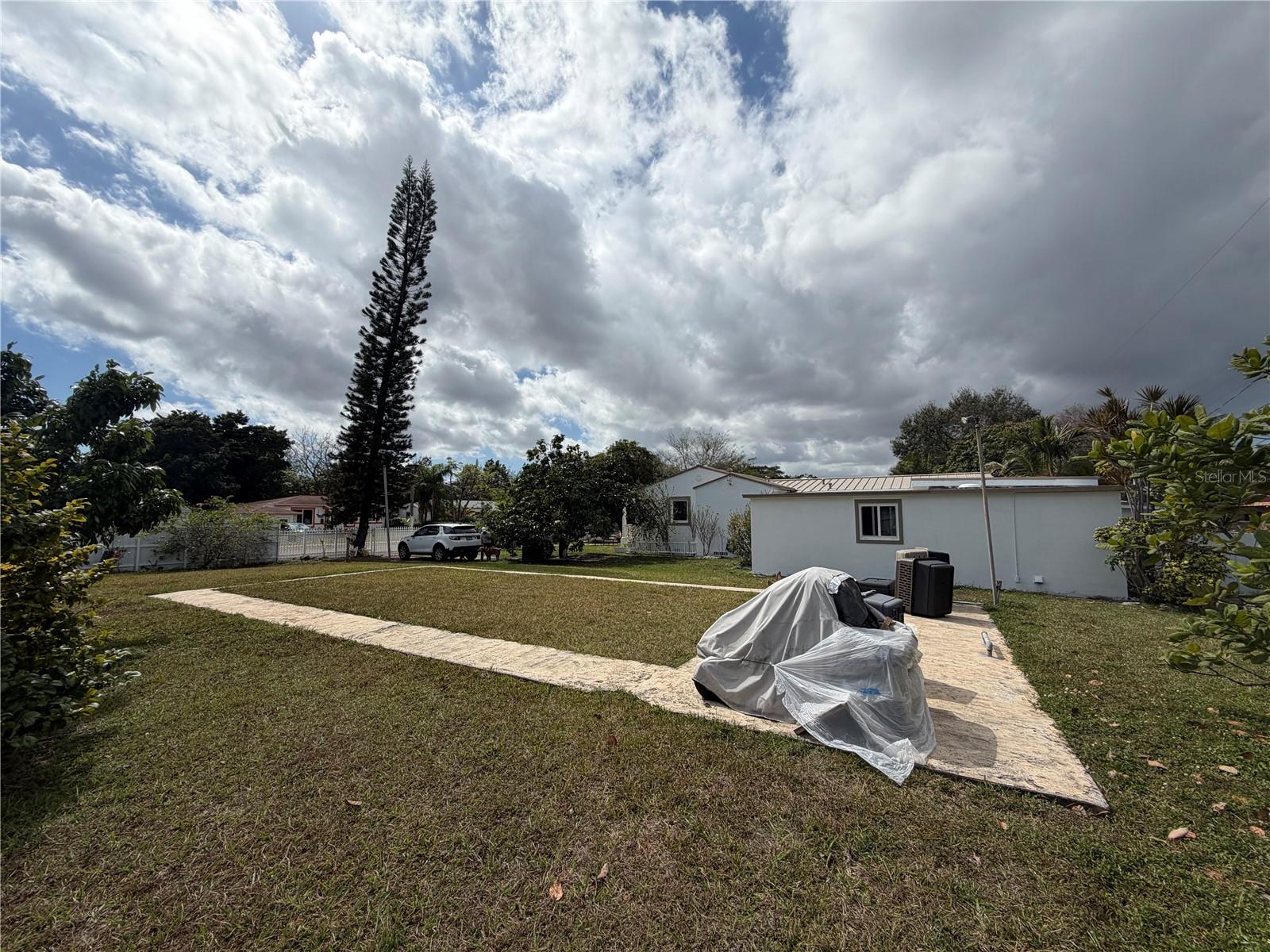 DURHAM VILLAGE - Residential