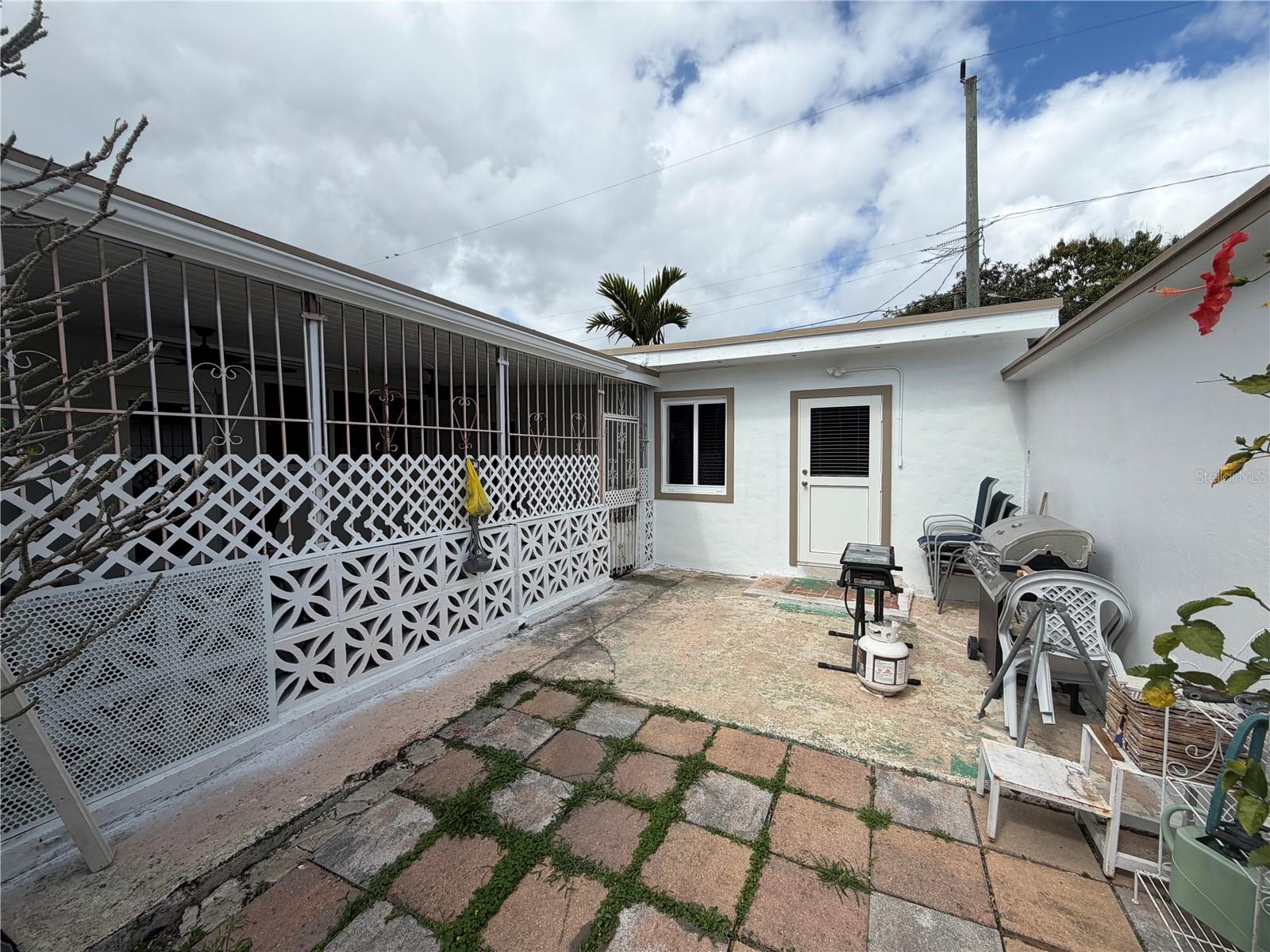 DURHAM VILLAGE - Residential