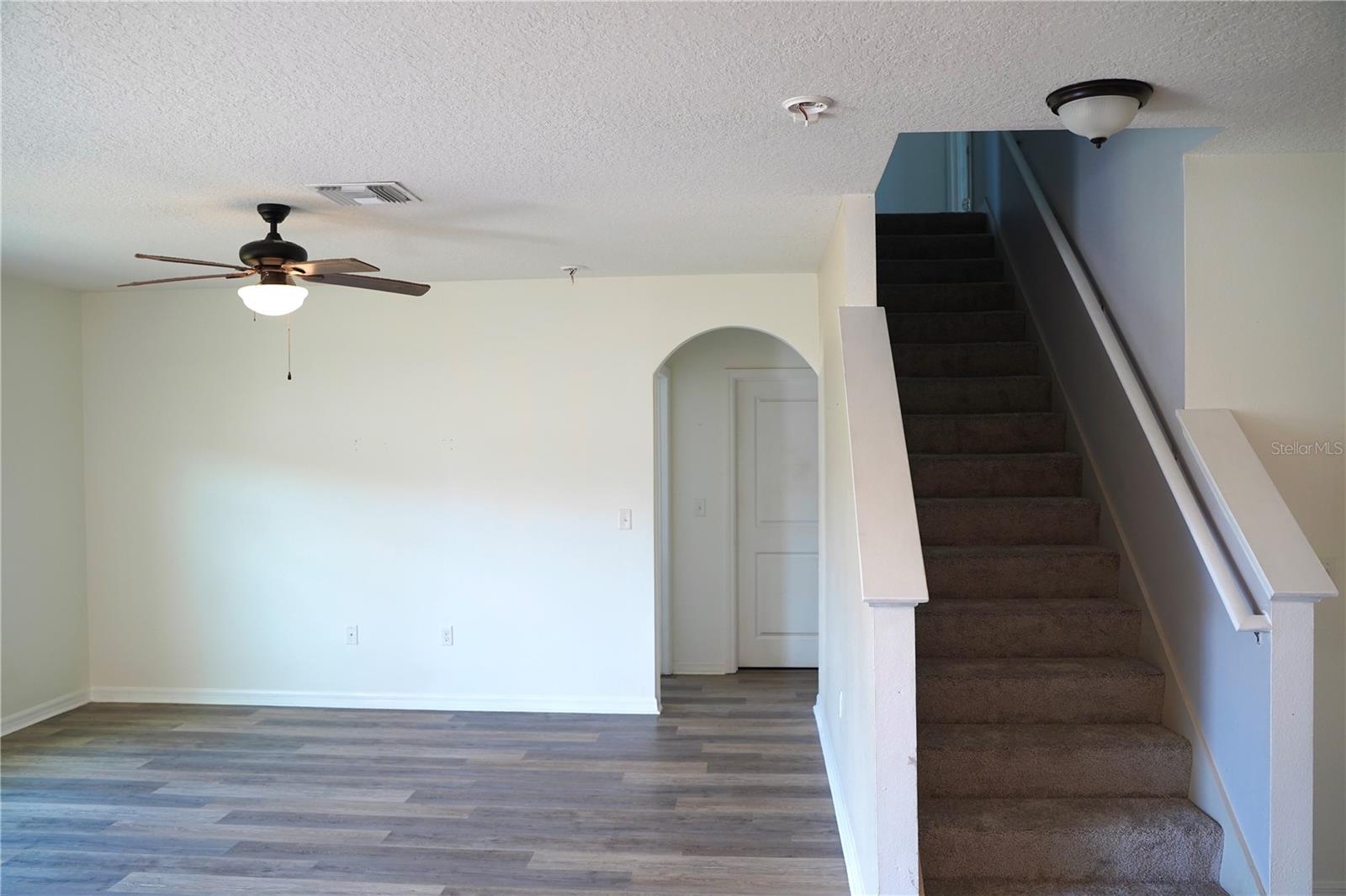 10019 GEESE TRAIL CIRCLE