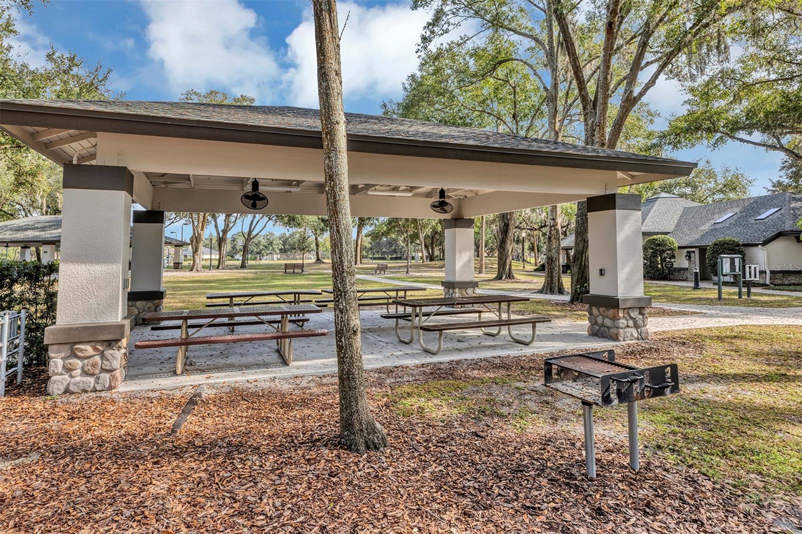 BROOKHAVEN - Residential Lease