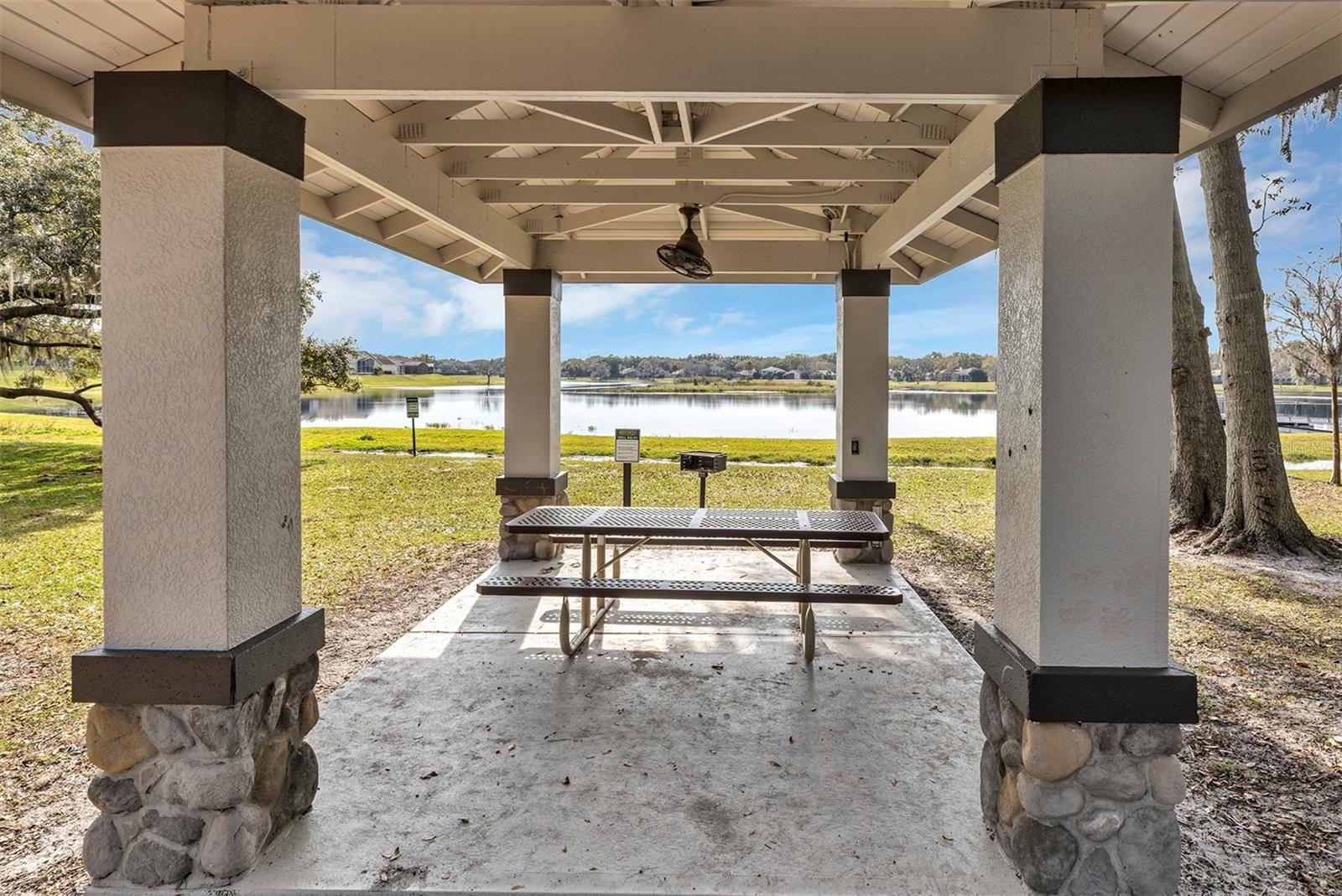 BROOKHAVEN - Residential Lease