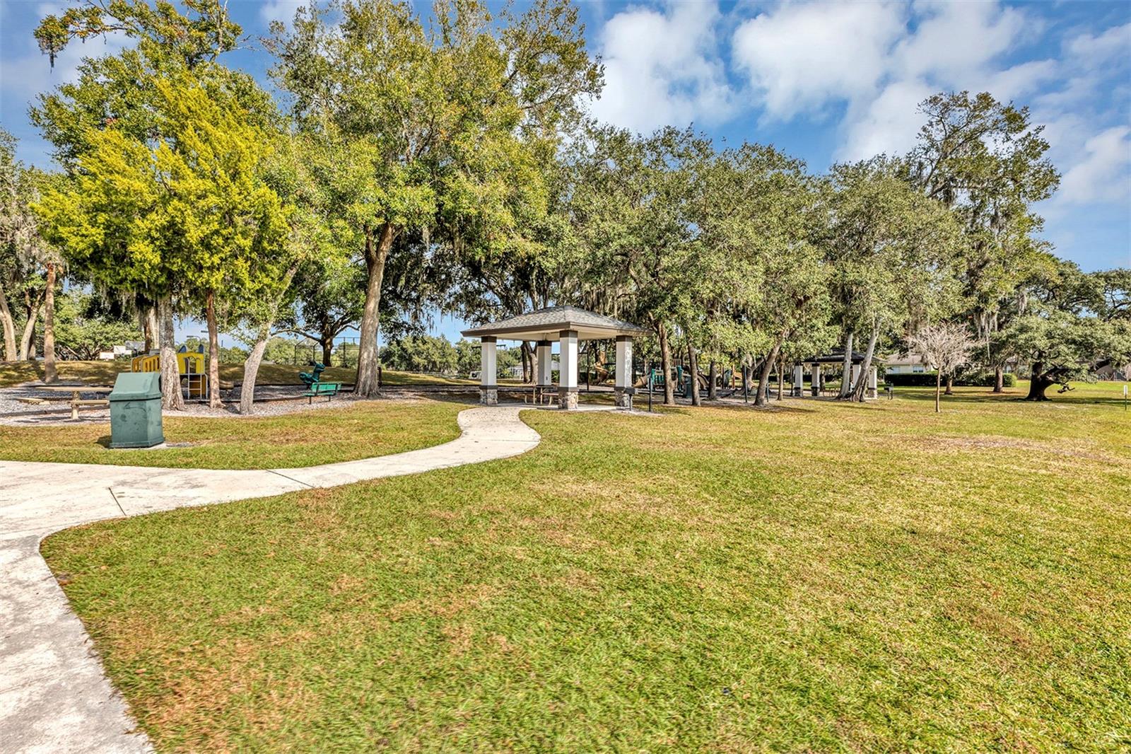 BROOKHAVEN - Residential Lease