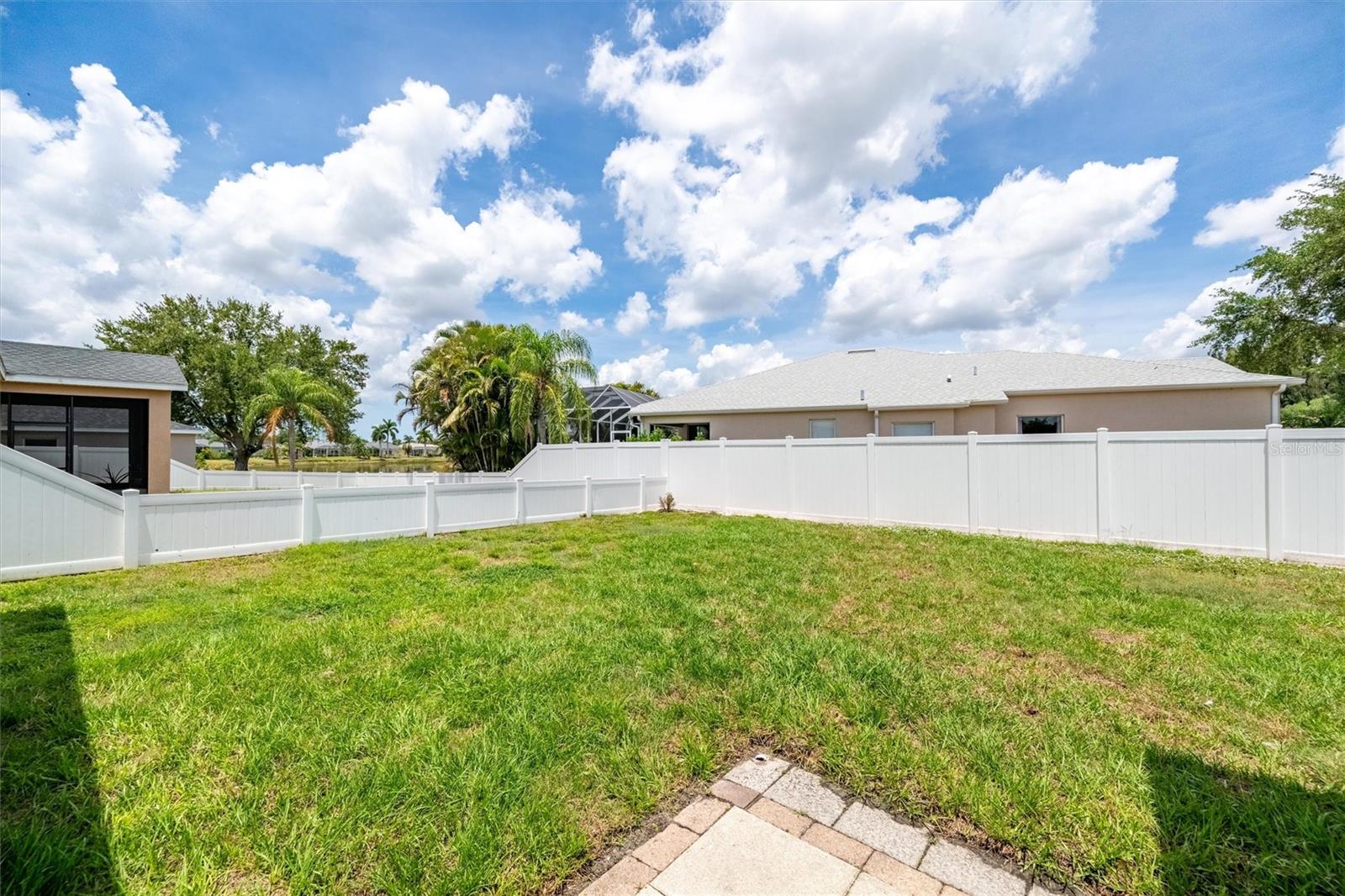 SABAL HARBOUR PH IV - Residential Lease