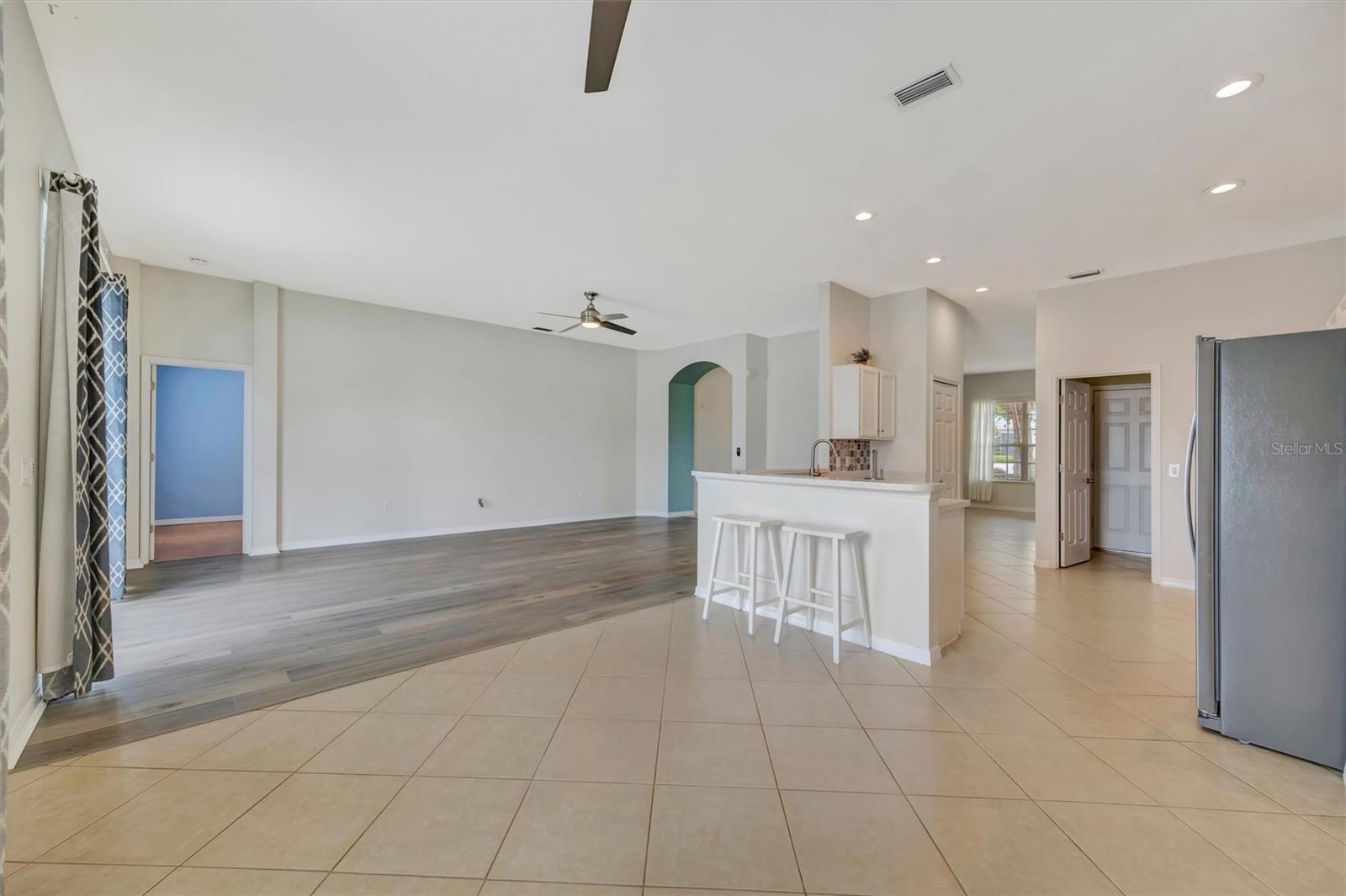 SABAL HARBOUR PH IV - Residential Lease