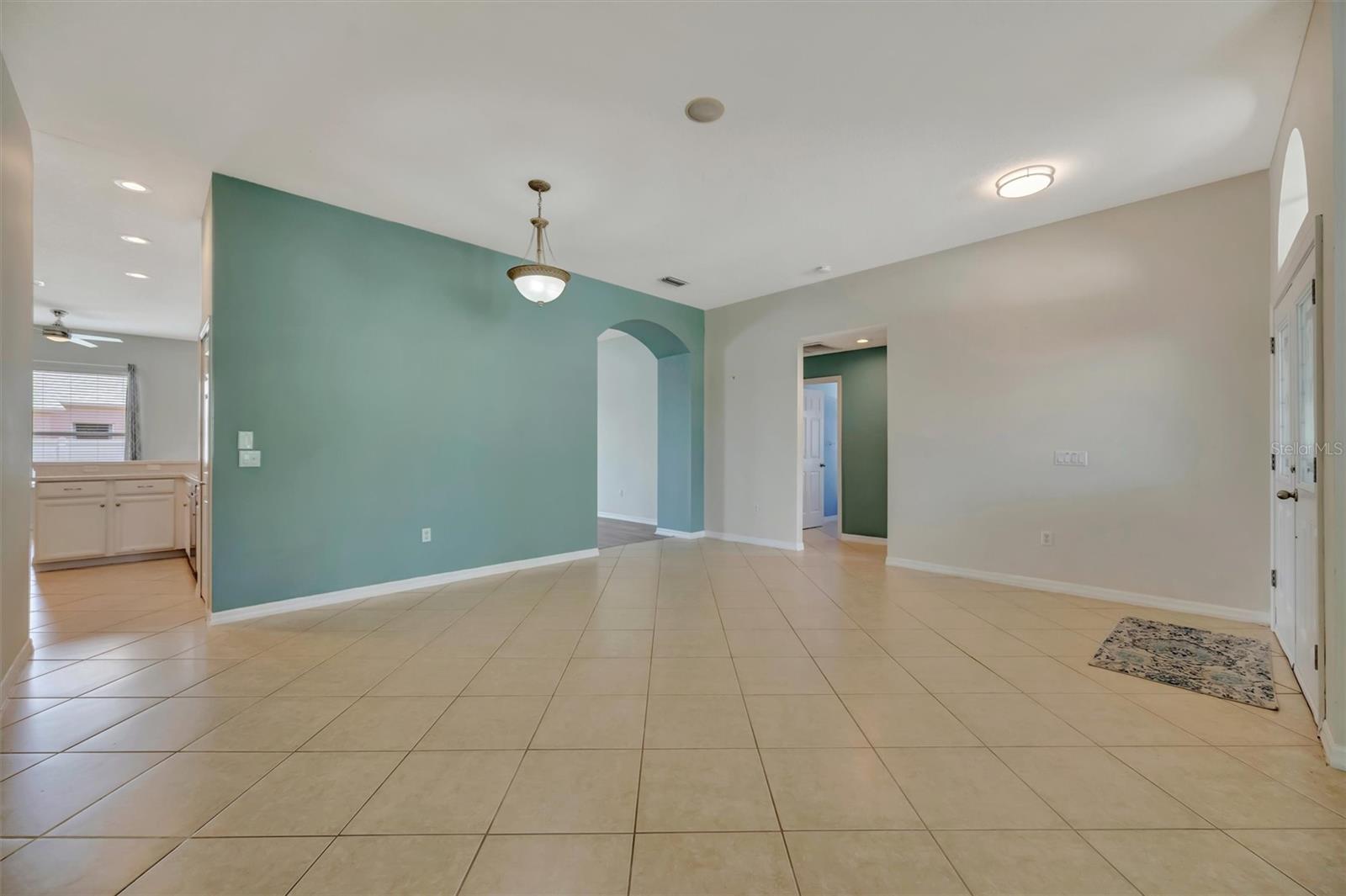 SABAL HARBOUR PH IV - Residential Lease