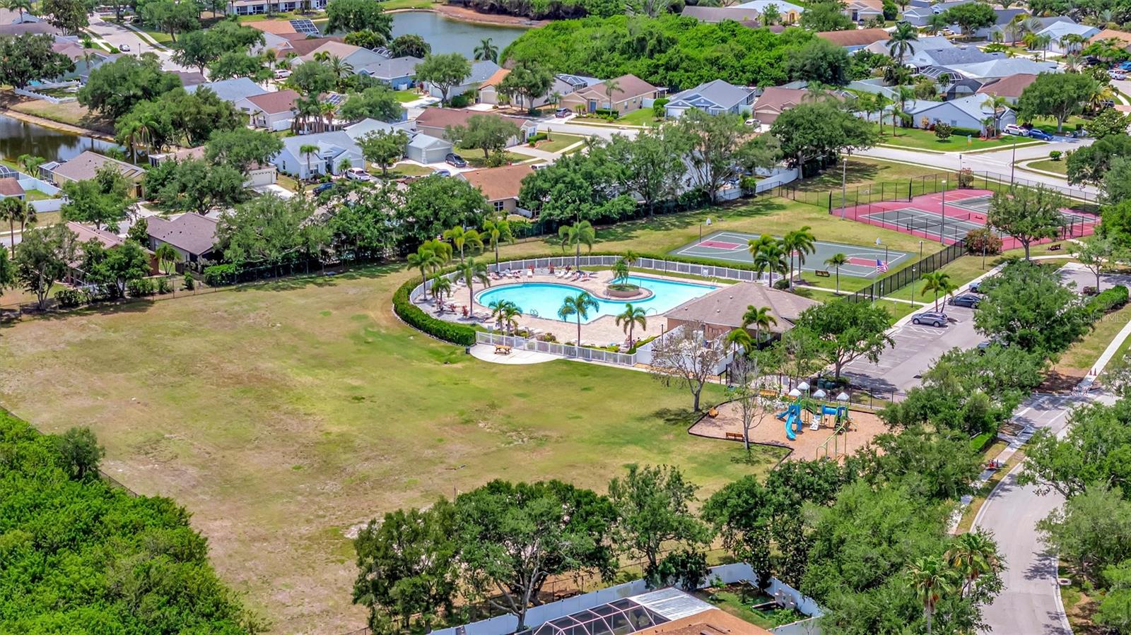 SABAL HARBOUR PH IV - Residential Lease