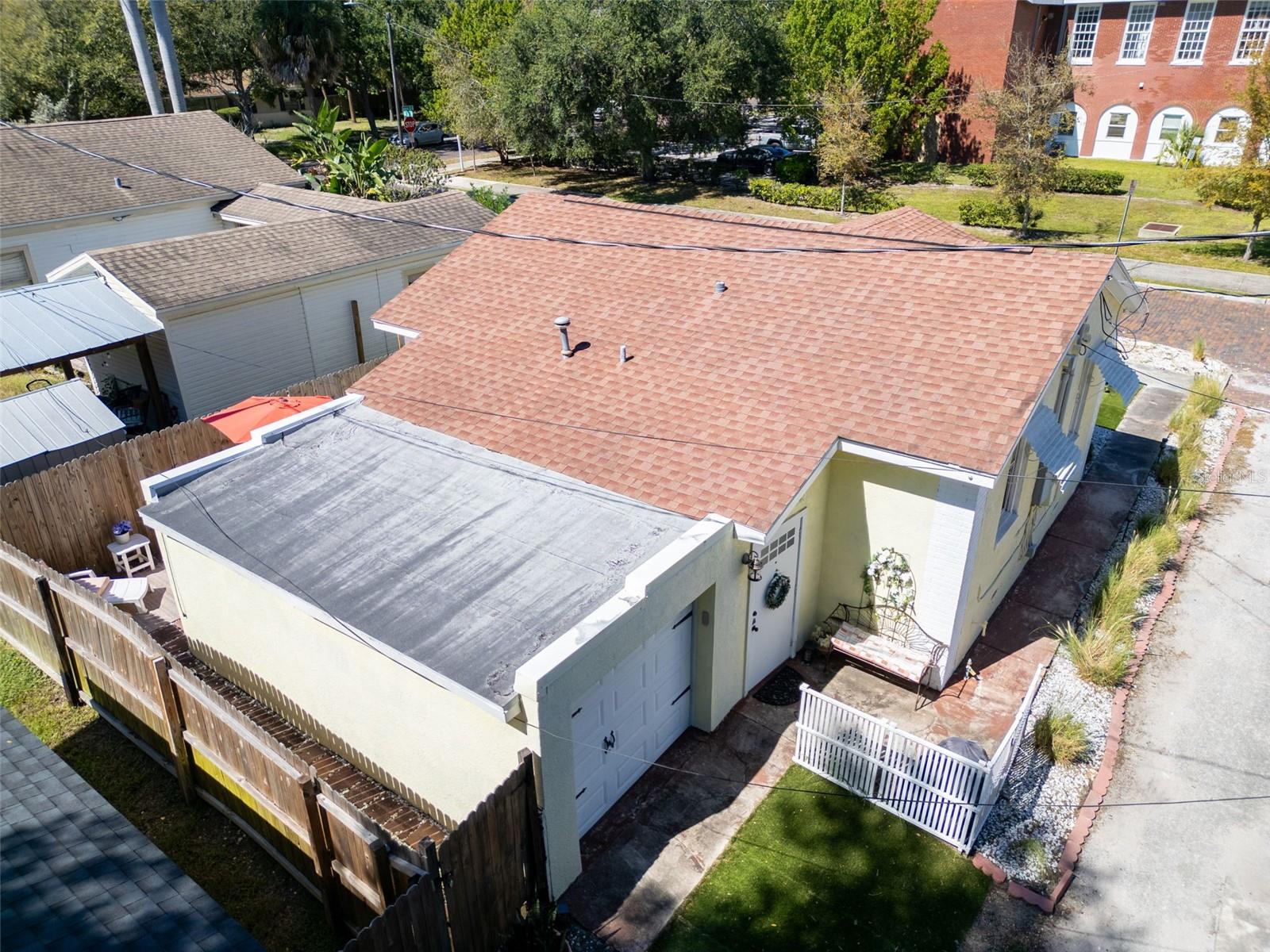 BARTLETT LAWNS - Residential