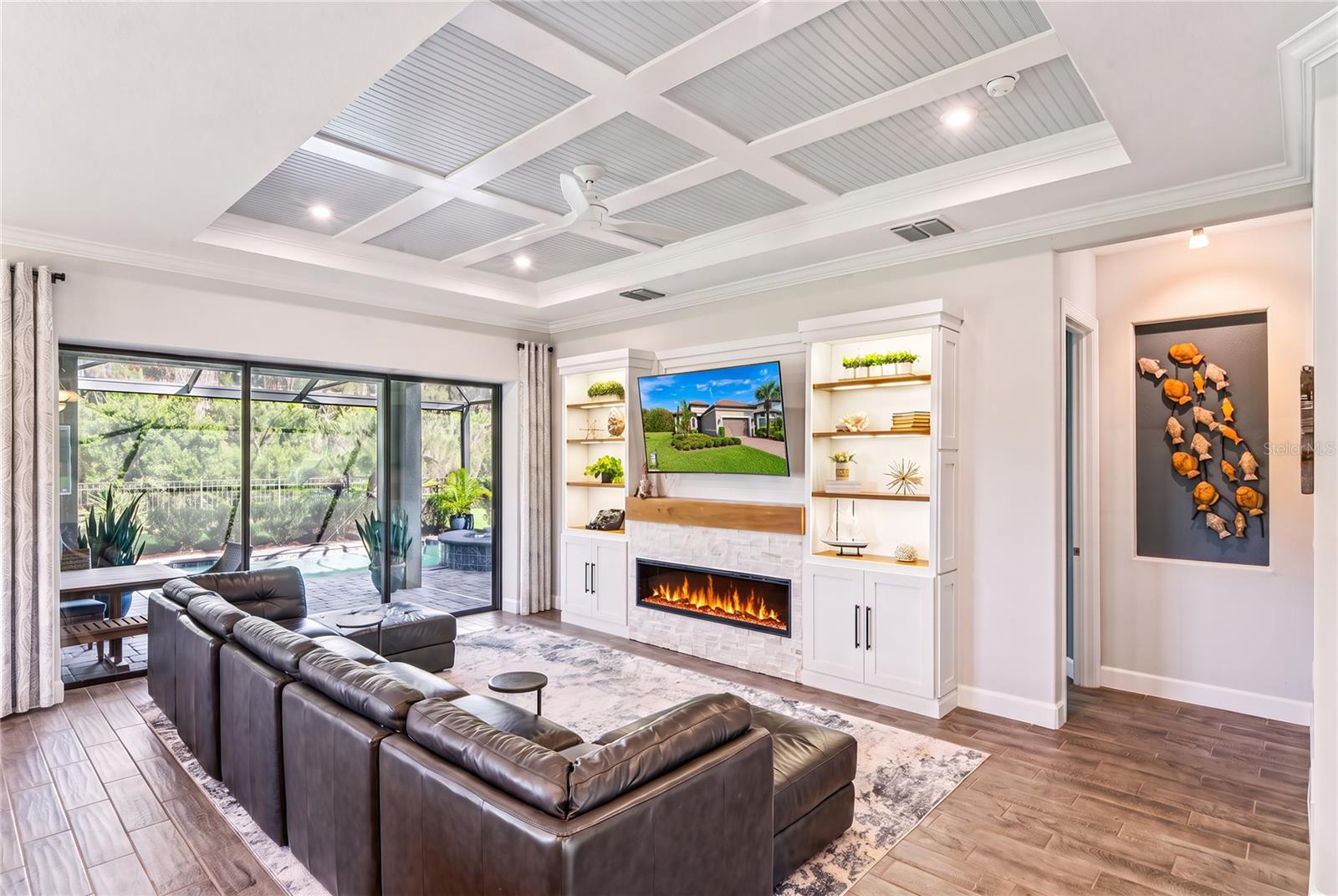 10813 CALLUNA DRIVE