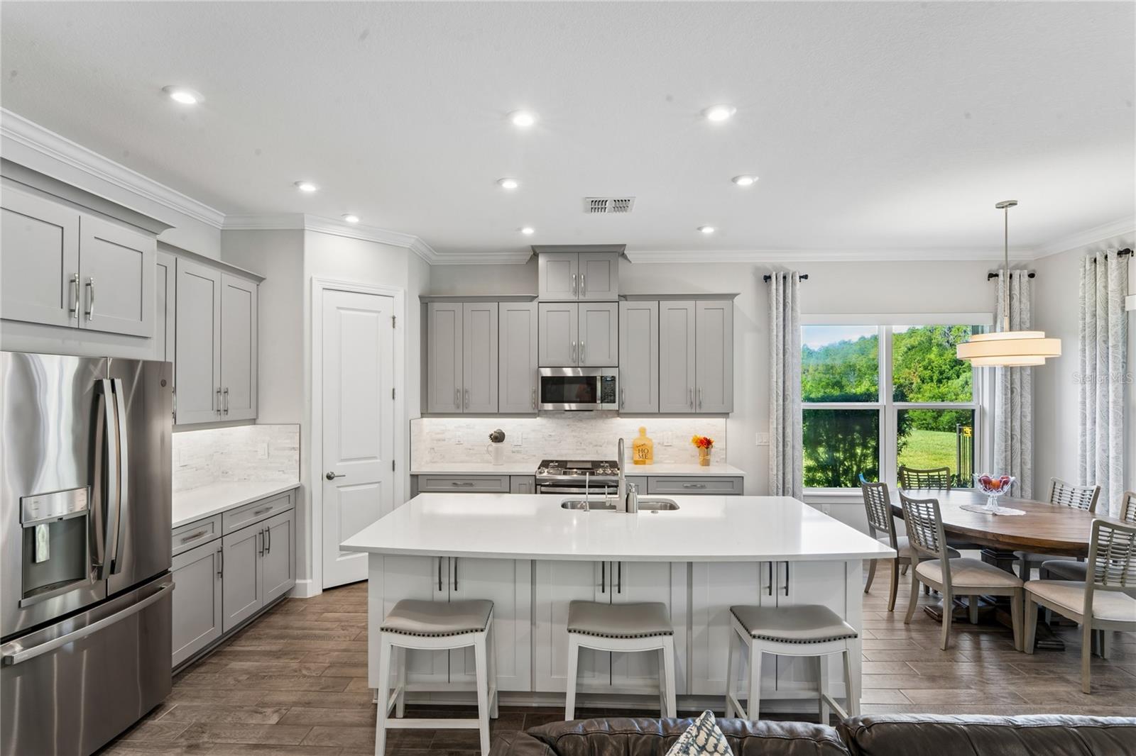 10813 CALLUNA DRIVE