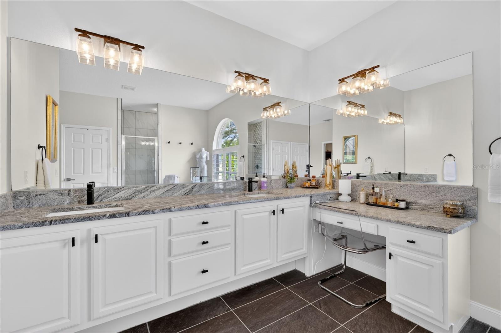 MOUNT DORA COUNTRY CLUB MOUNT DORA UNIT 02 - Residential