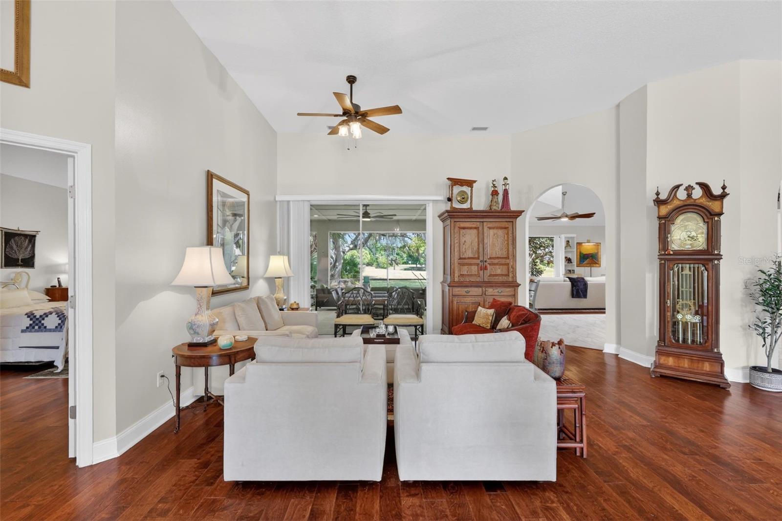 MOUNT DORA COUNTRY CLUB MOUNT DORA UNIT 02 - Residential