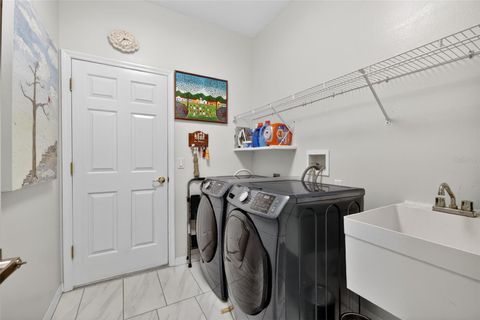 Tiny photo for 1760 Edgewater Drive, Mount Dora, FL 32757 (MLS # G5111131)