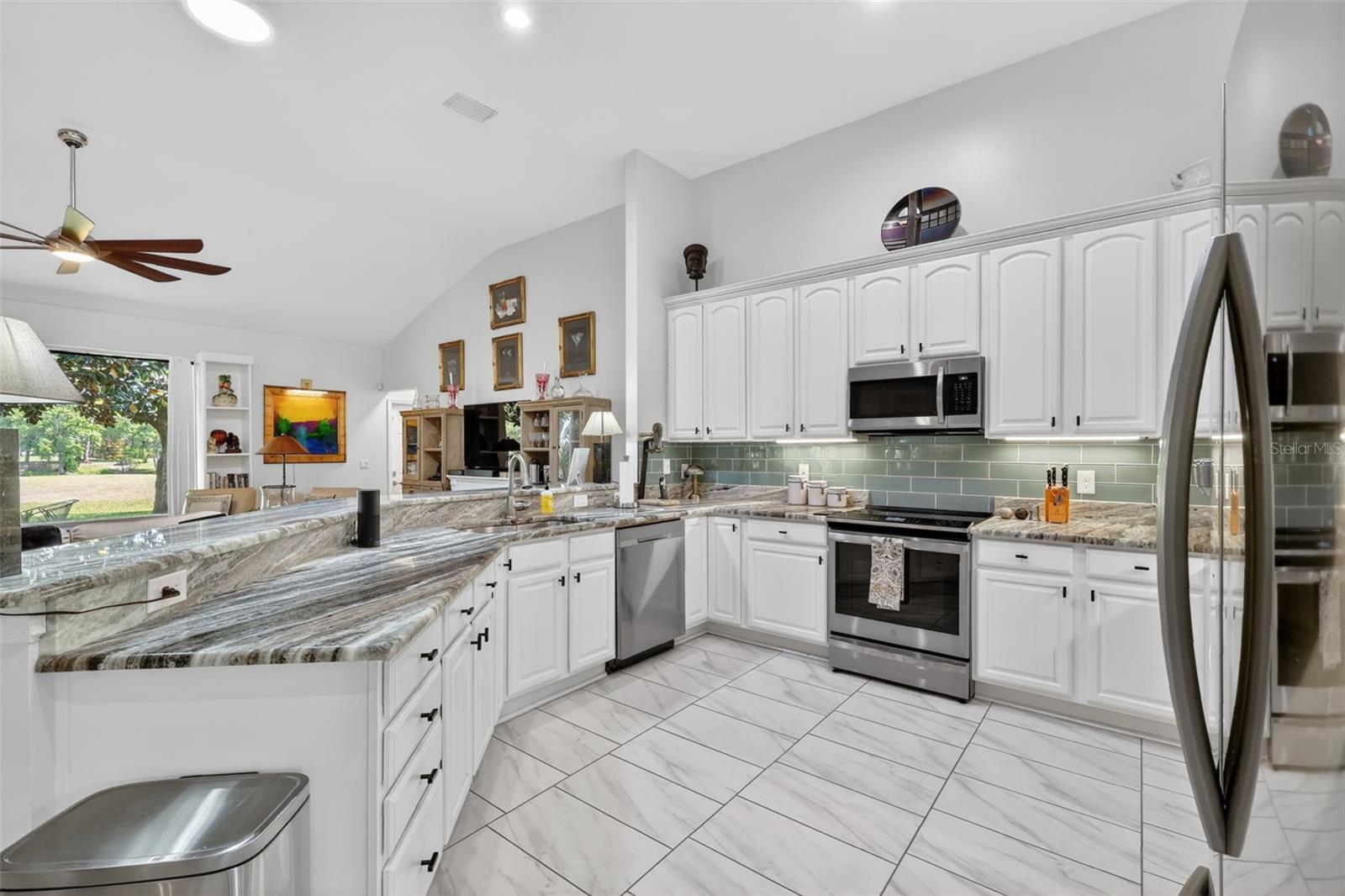 MOUNT DORA COUNTRY CLUB MOUNT DORA UNIT 02 - Residential