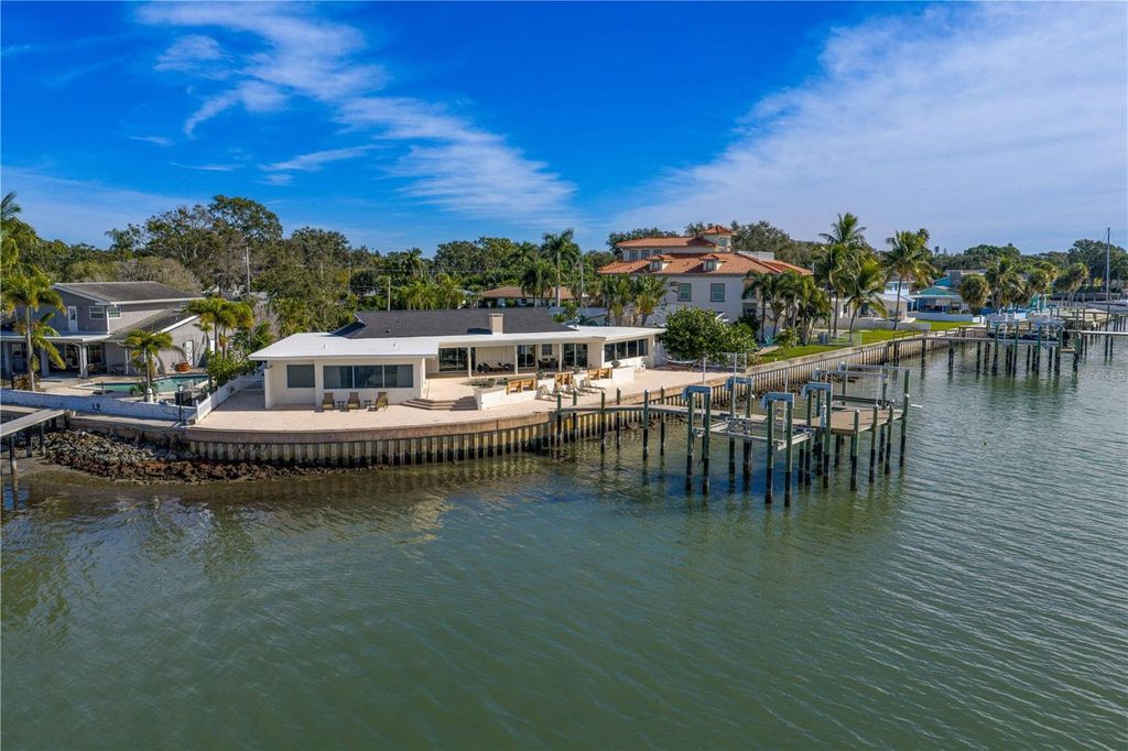 Photo of 2970 68th Avenue S, St Petersburg, FL 33703 (MLS # TB8447883)