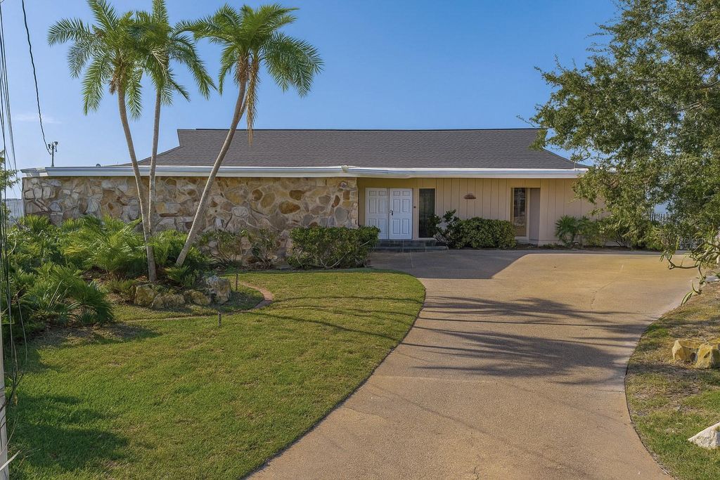 Photo of 2970 68th Avenue S, St Petersburg, FL 33703 (MLS # TB8447883)