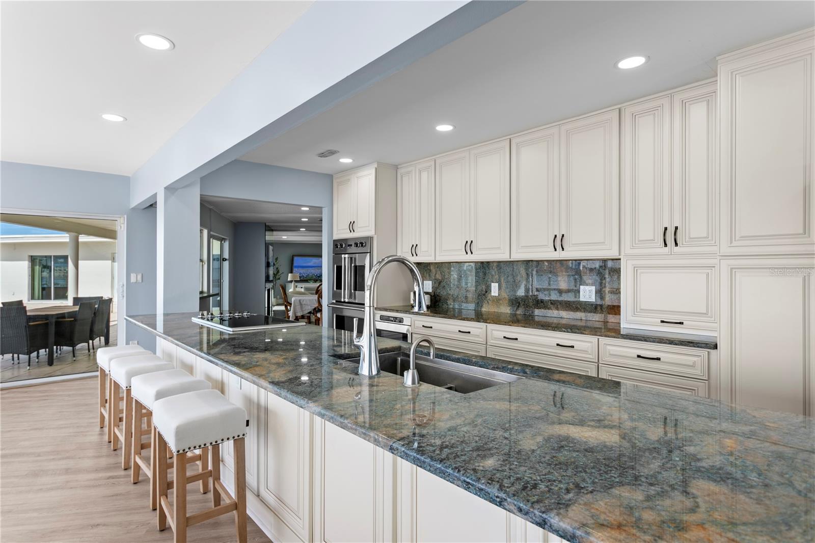 MAXIMO POINT ADD BLK 3 REP - Residential