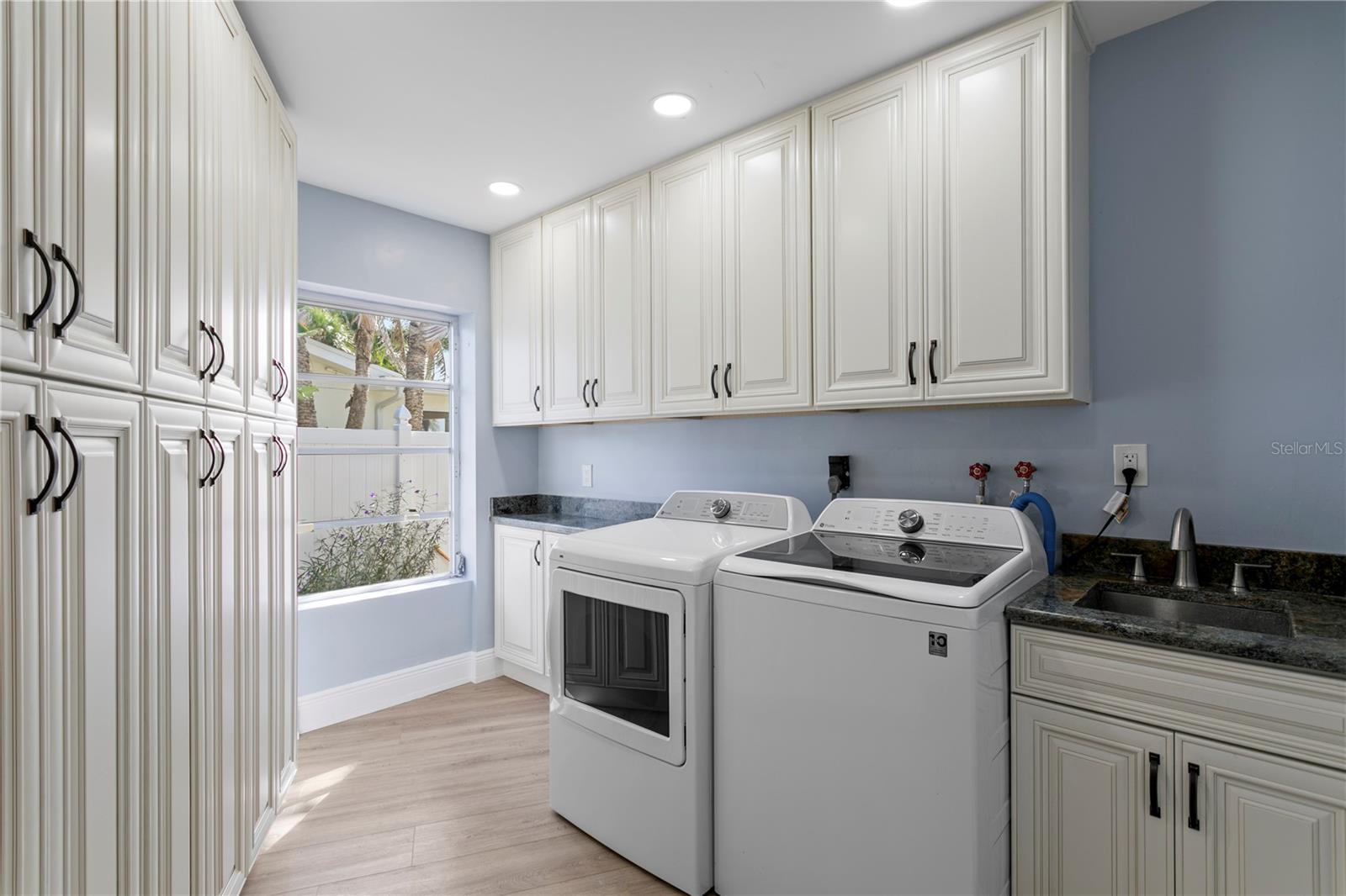 MAXIMO POINT ADD BLK 3 REP - Residential