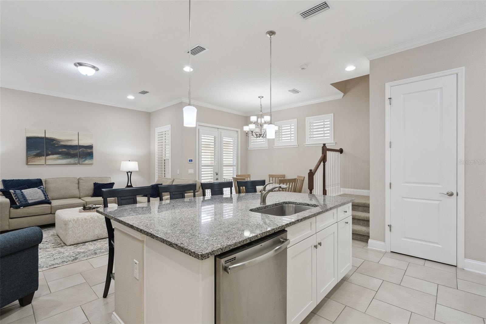 SPRING LAKE - Residential