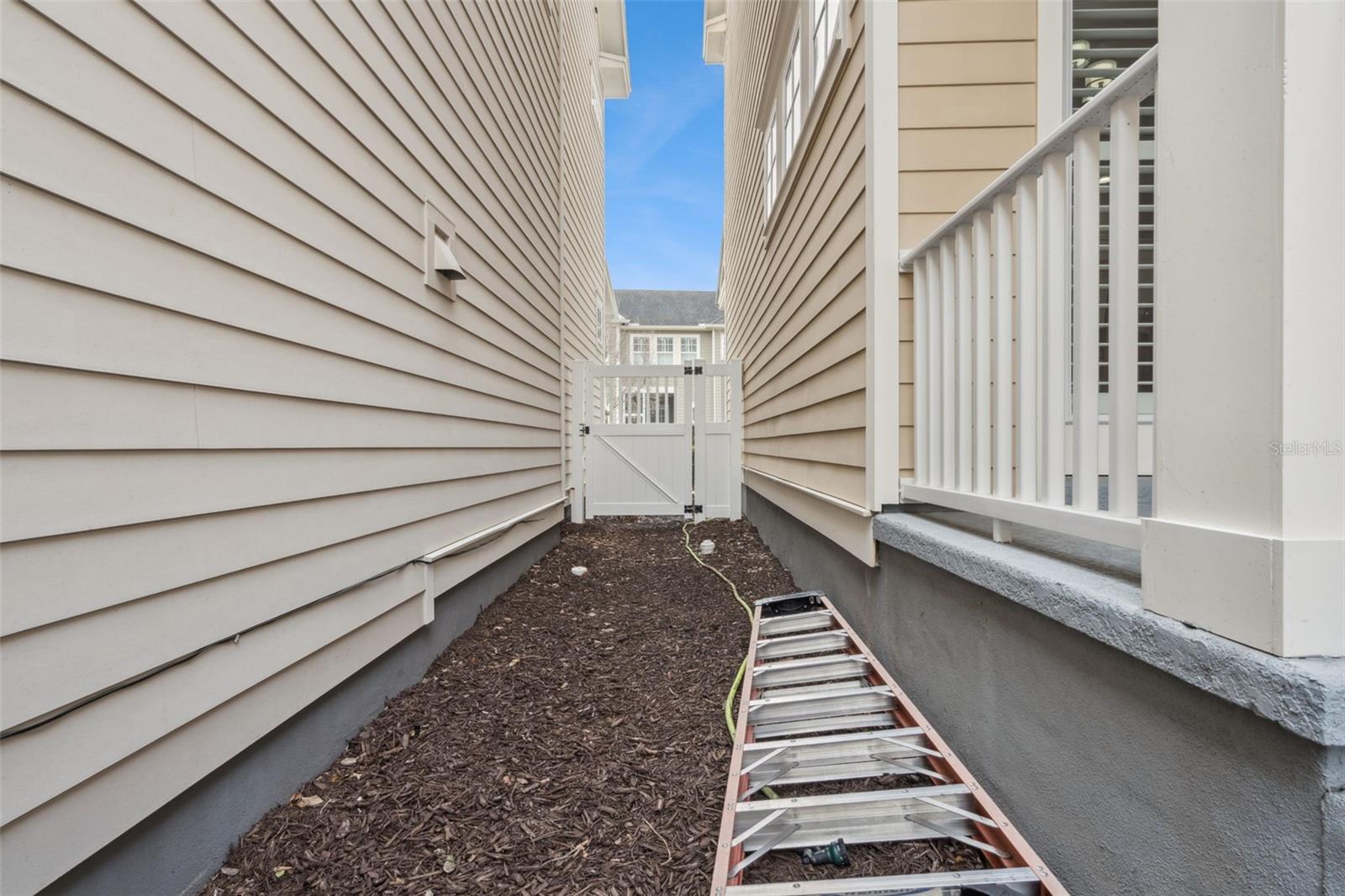 SPRING LAKE - Residential