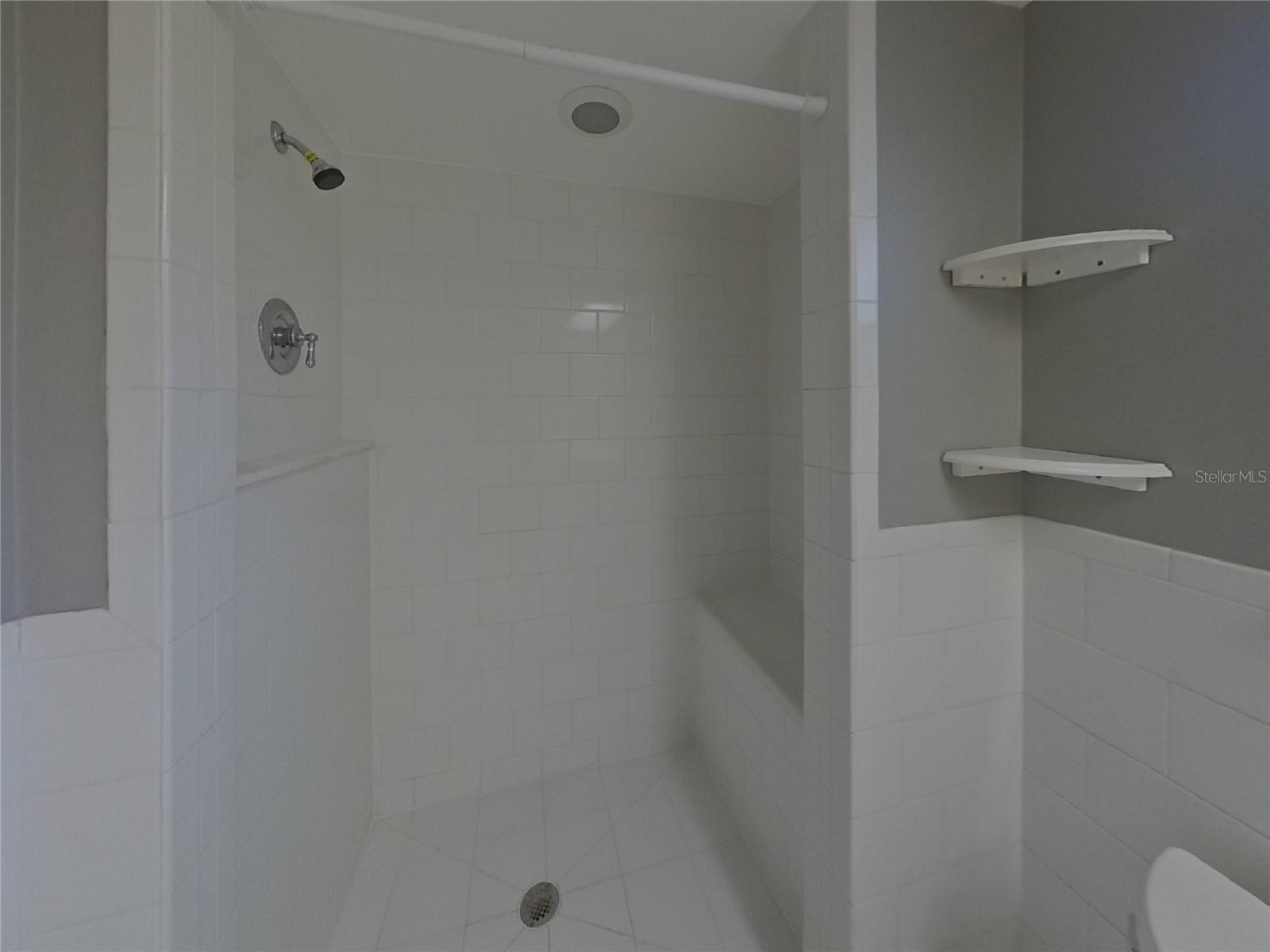 CLUBHOUSE ESTATES OF COUNTRYSIDE - Residential Lease