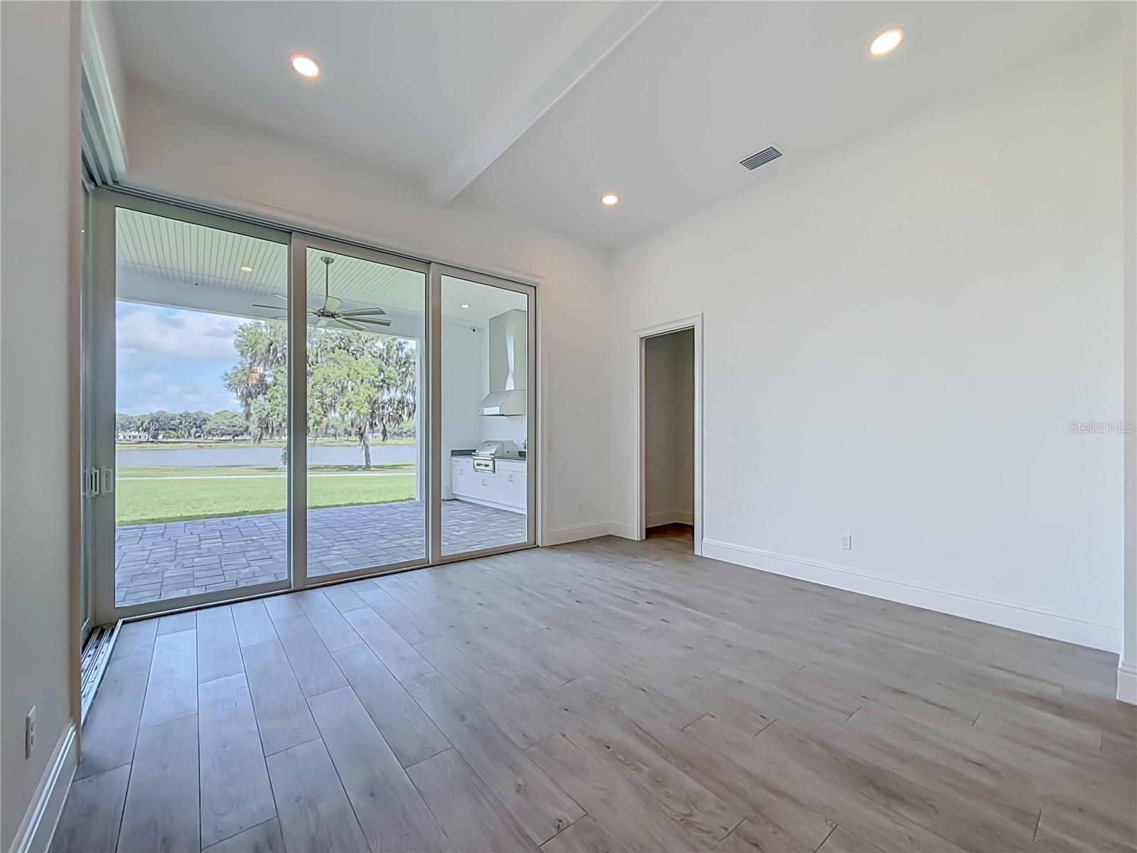 SILVERLEAF HILLS - Residential