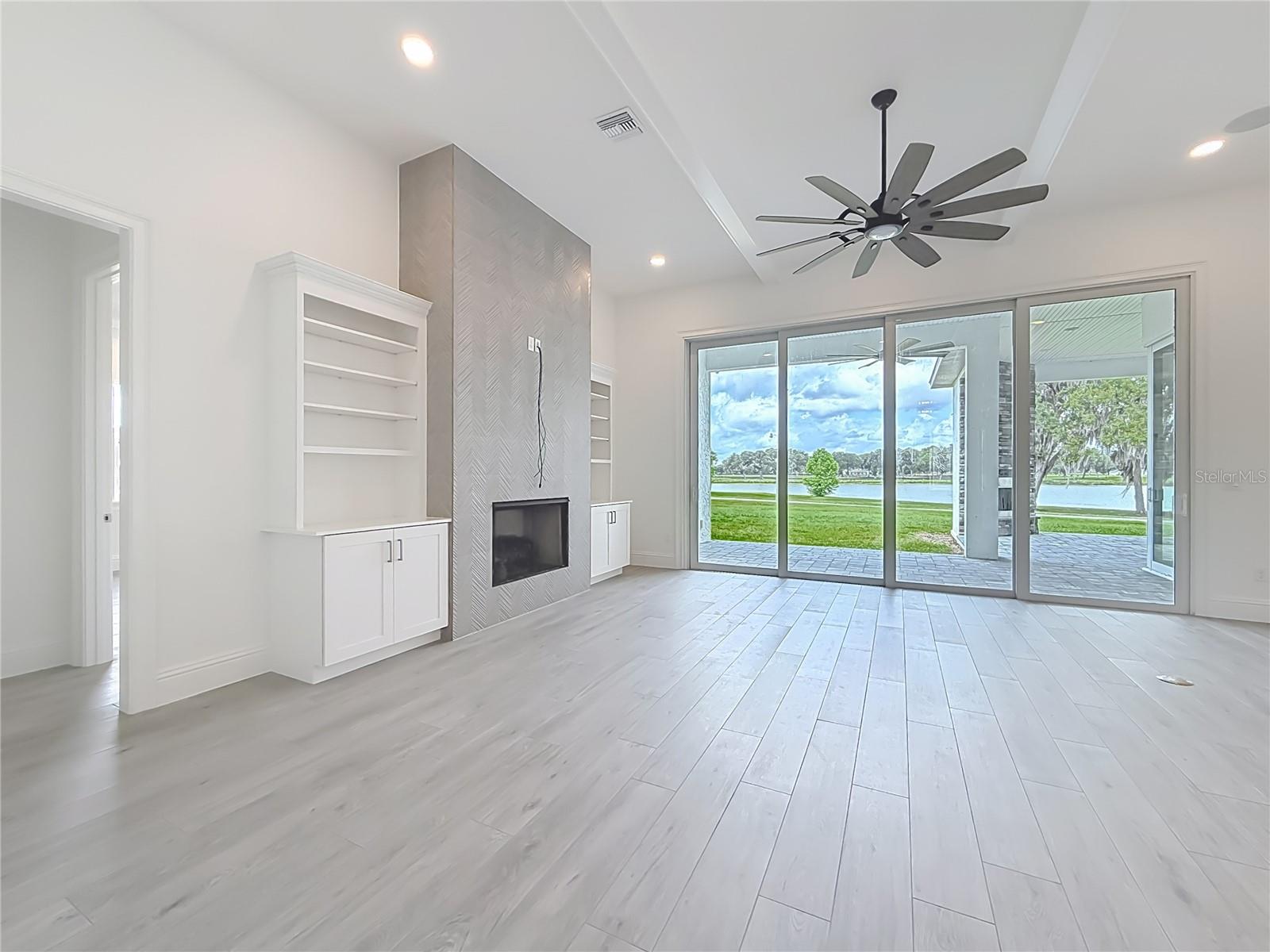 SILVERLEAF HILLS - Residential