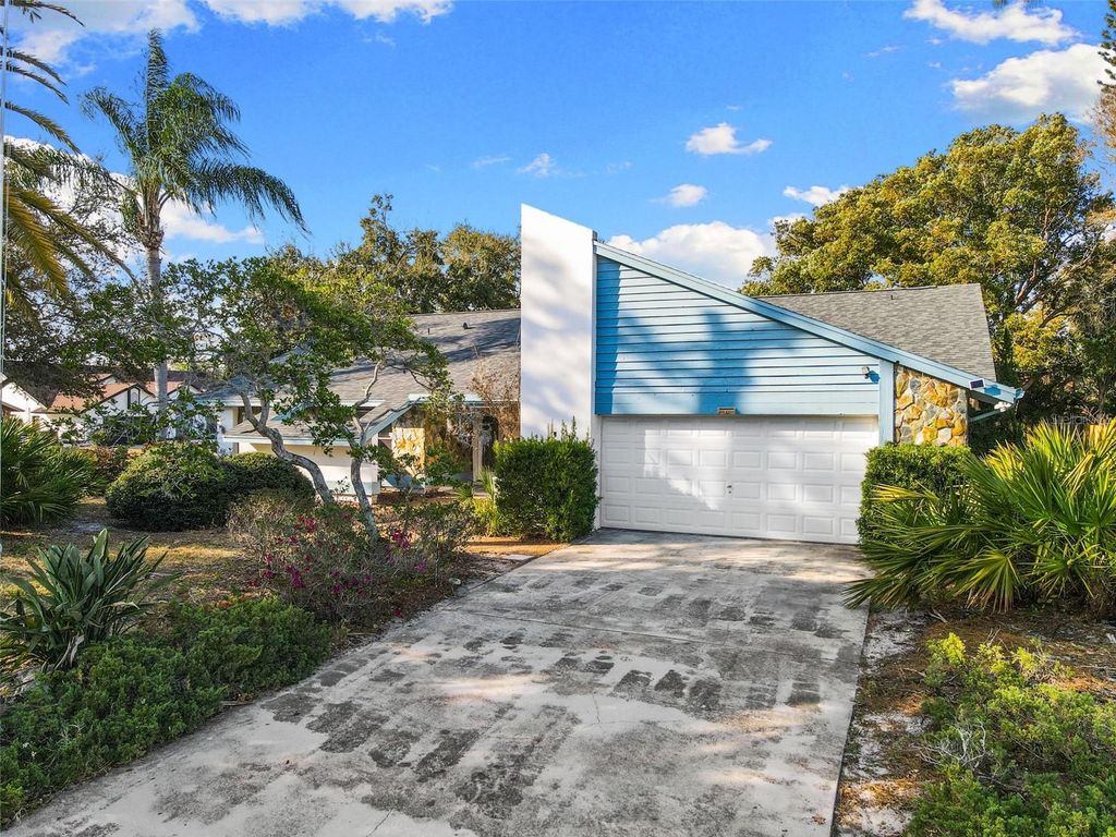 Photo of 2700 Sedgefield Court E, Clearwater, FL 33761 (MLS # TB8474889)