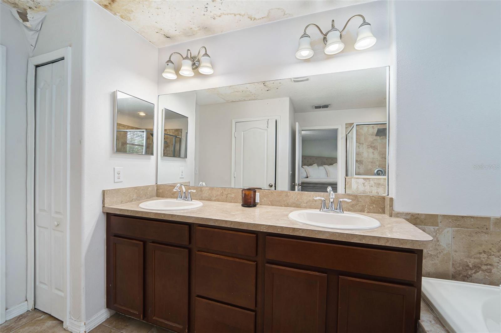 BAHIA LAKES PH 1 - Residential