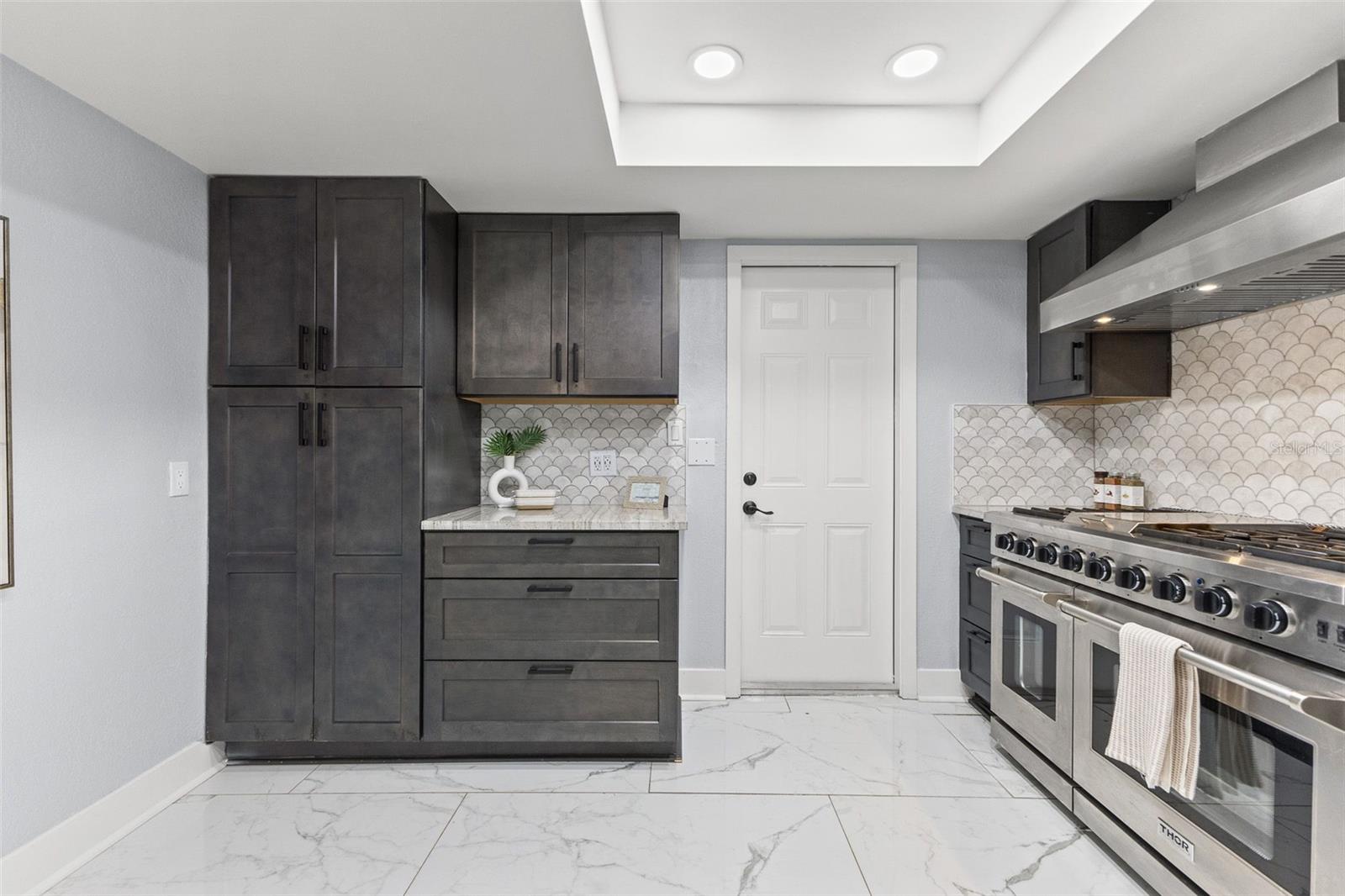 PATRICIAN POINT - Residential Lease